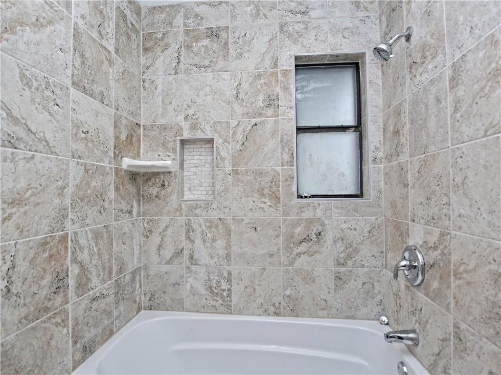 904 Walter St Property Photo 13