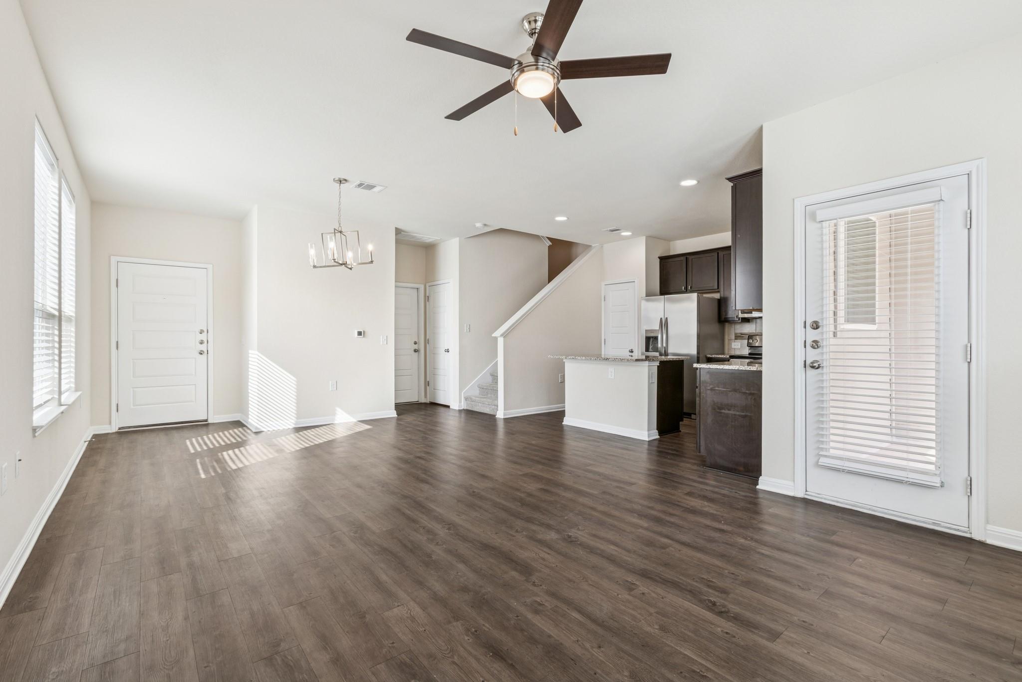 5913 Steep Cactus Trl #a Property Photo 5