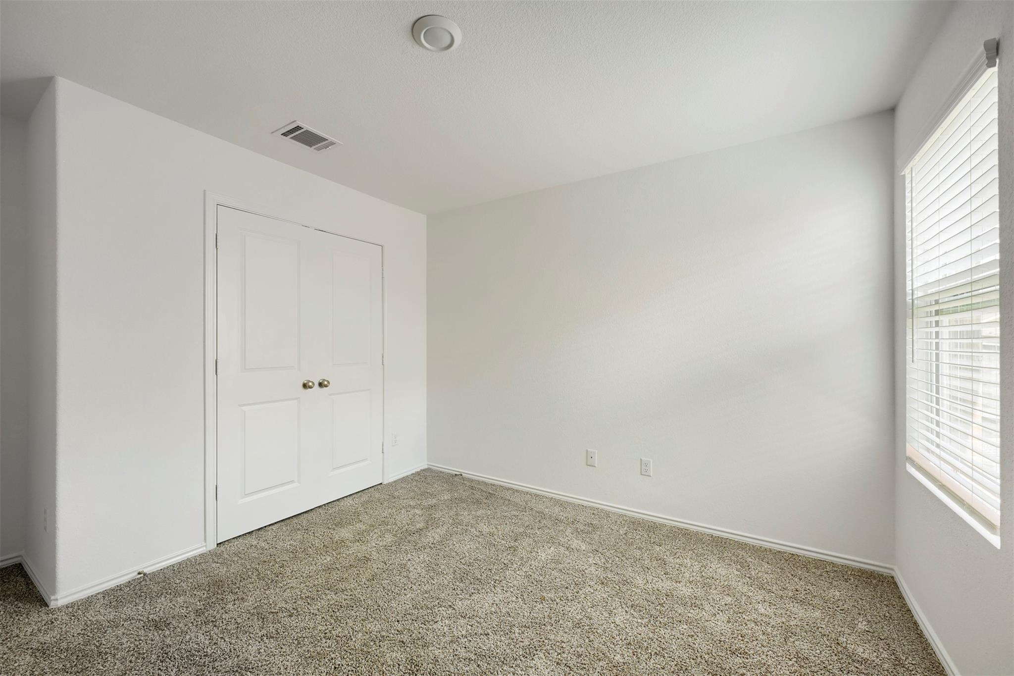 120 Milliner Loop Property Photo 11
