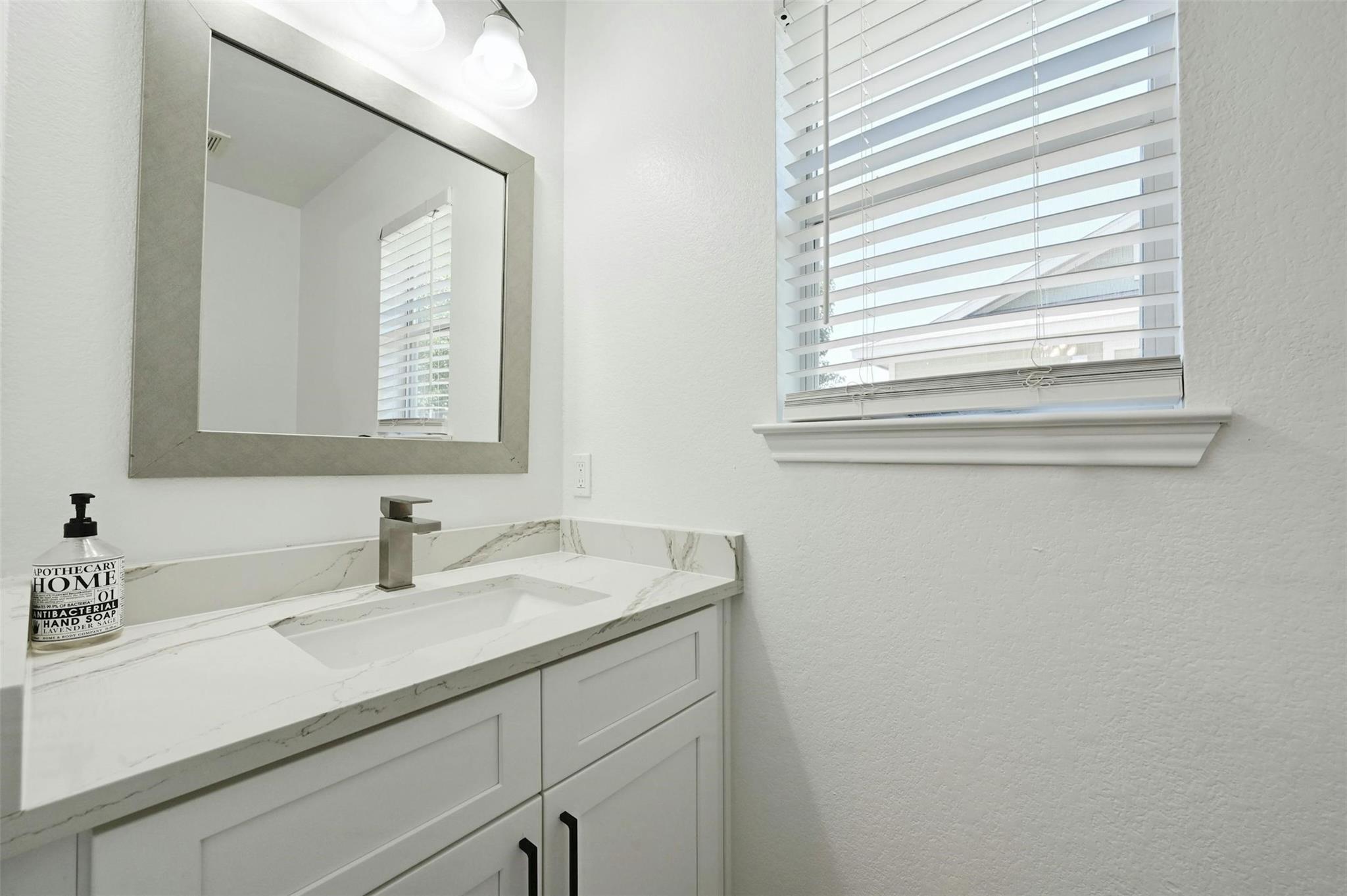 173 Decker Property Photo 12