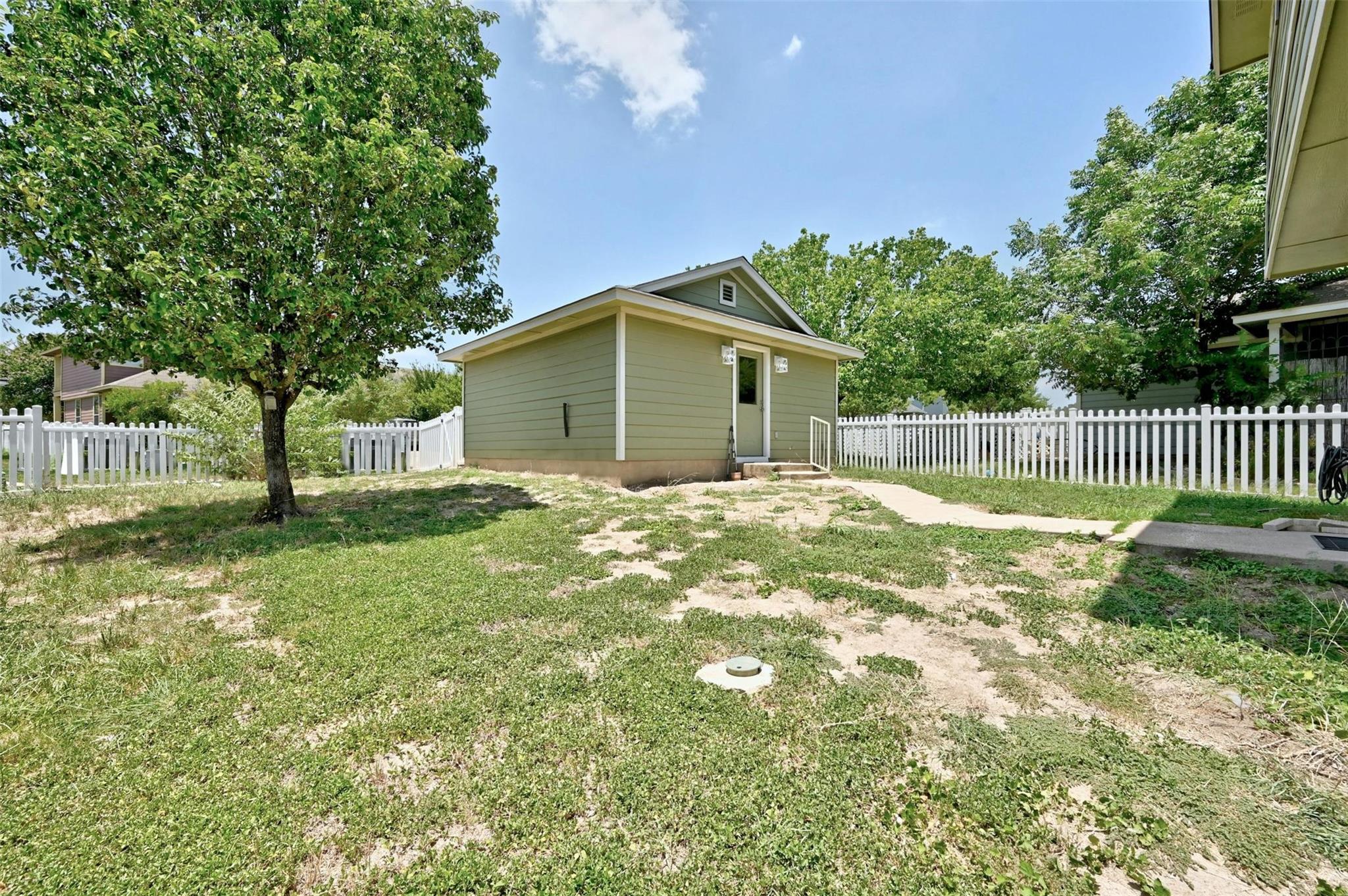 173 Decker Property Photo 24