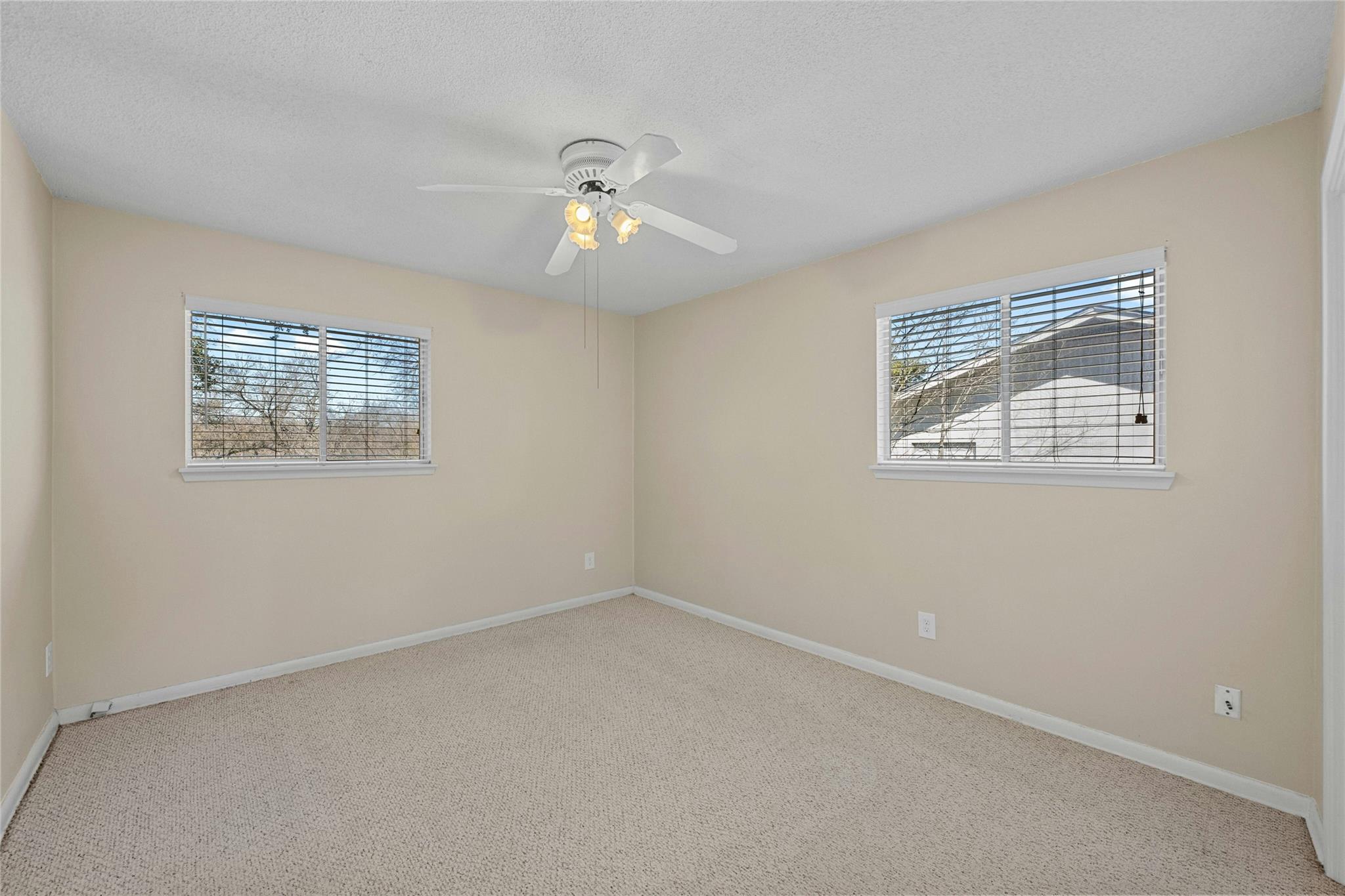 11702 Pollyanna Ave Property Photo 13