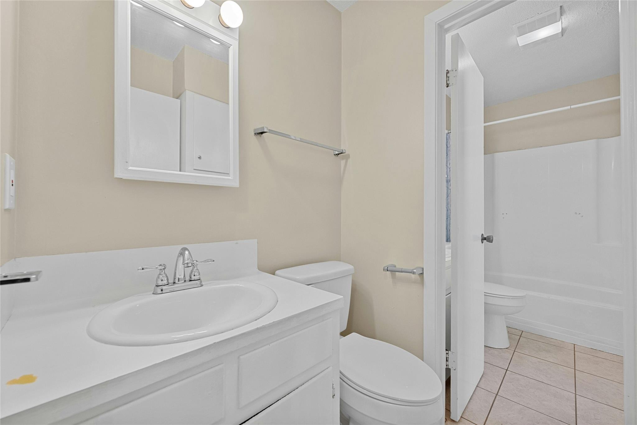 11702 Pollyanna Ave Property Photo 20