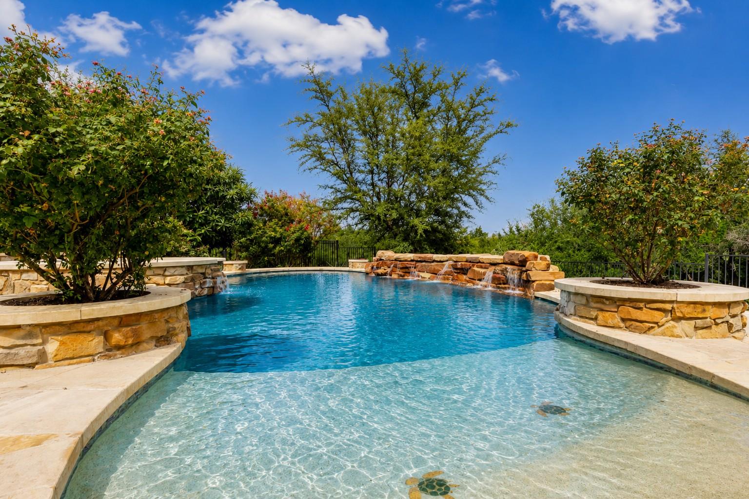 17112 Yellowstar Dr Property Photo 6