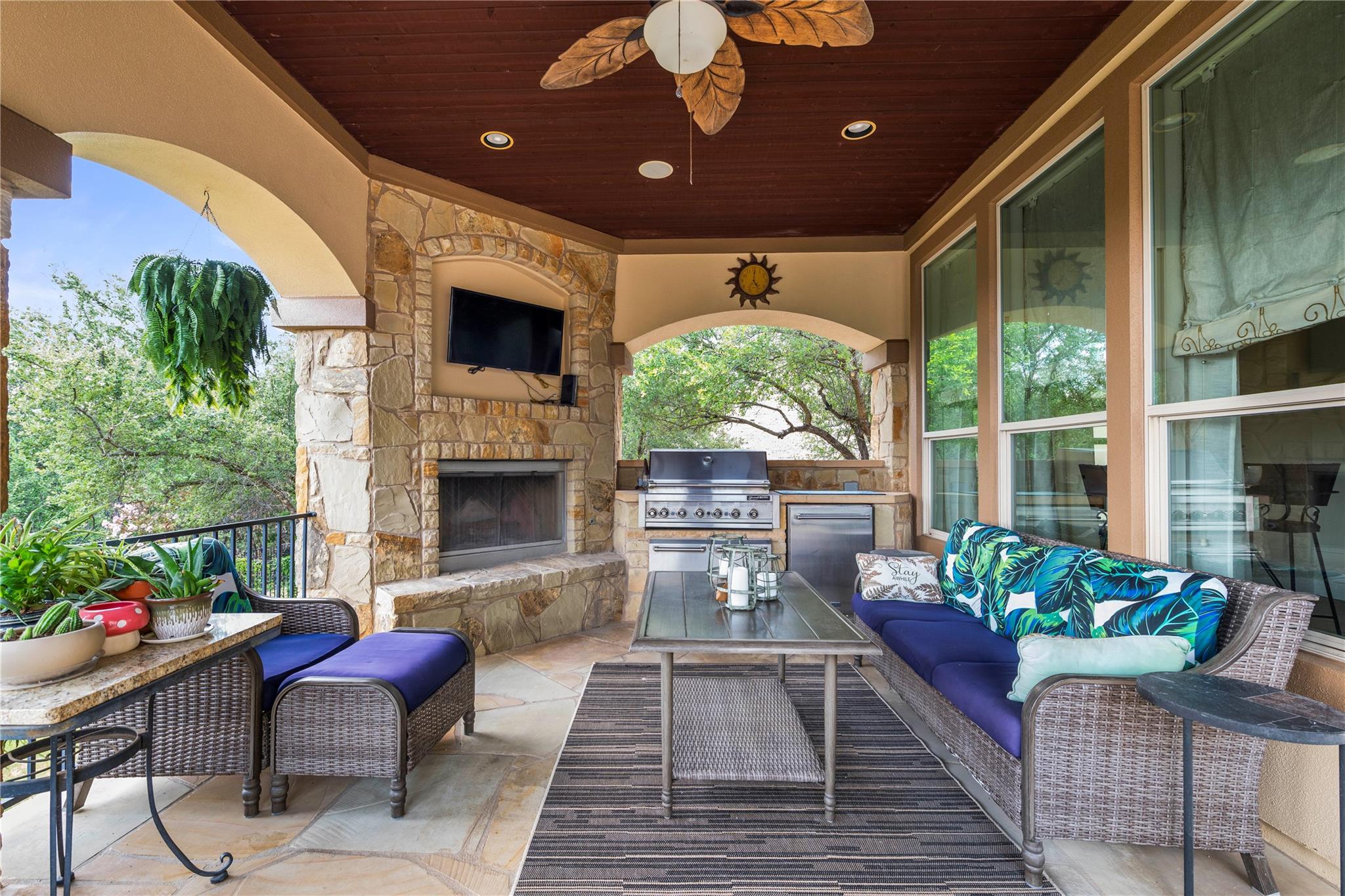 17112 Yellowstar Dr Property Photo 18