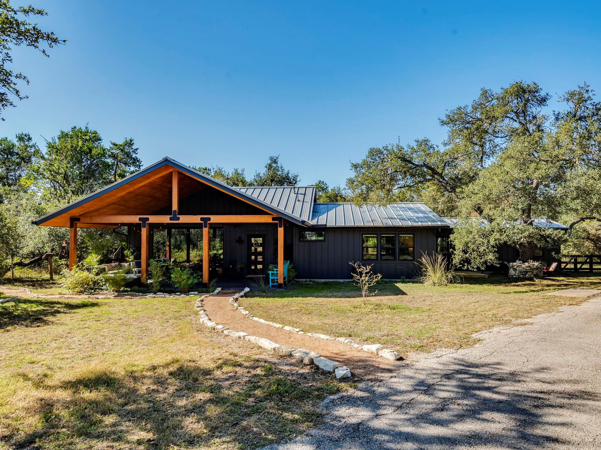 11309 Zyle Ln Property Photo 2