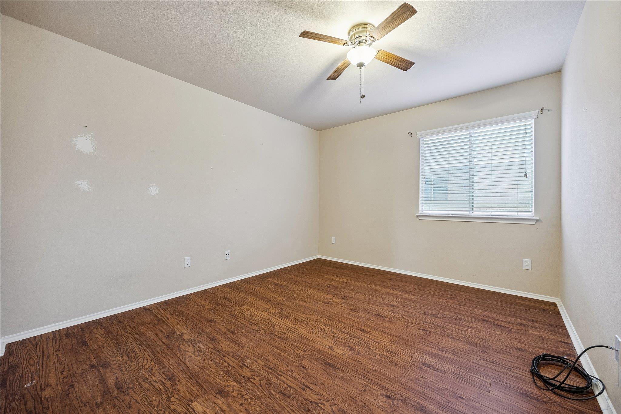 913 Remington Dr Property Photo 15