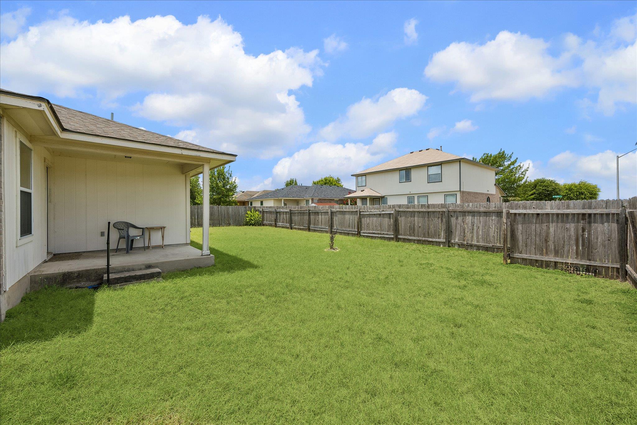 913 Remington Dr Property Photo 30
