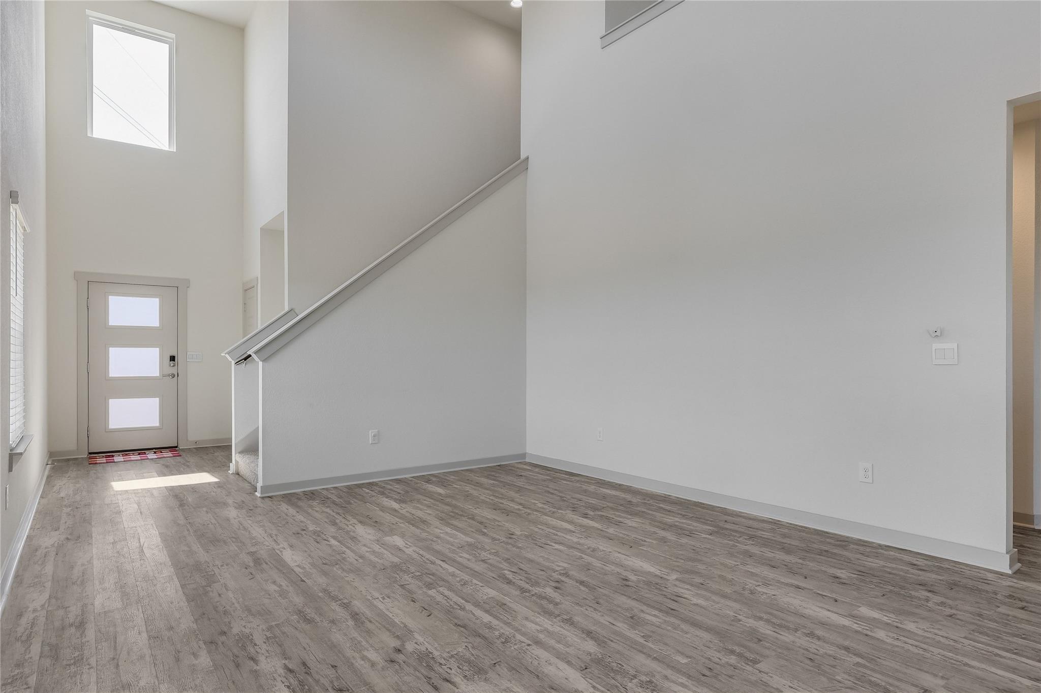 8340 Mimi Ln Property Photo 5