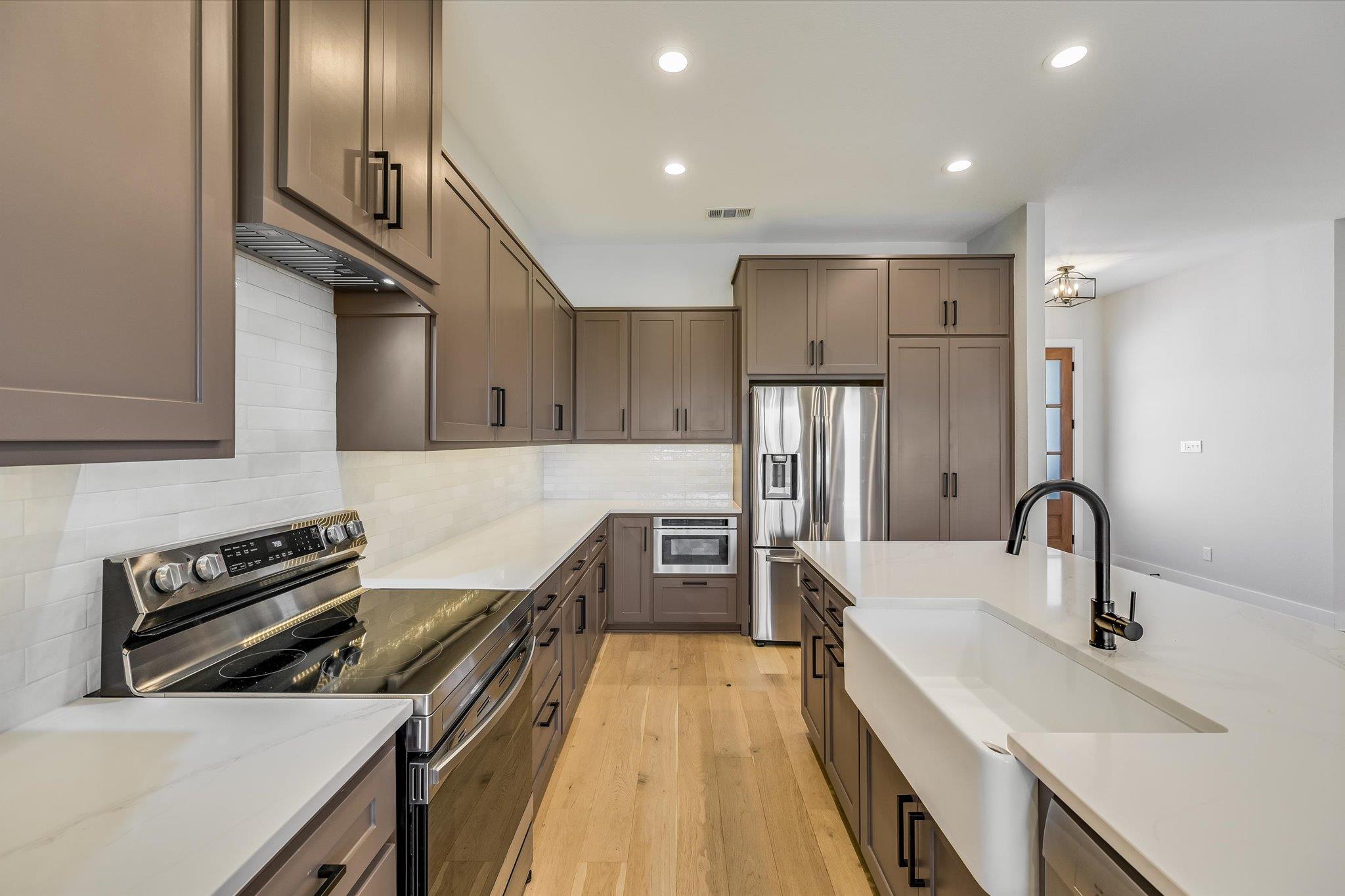 6681464 Property Photo 8