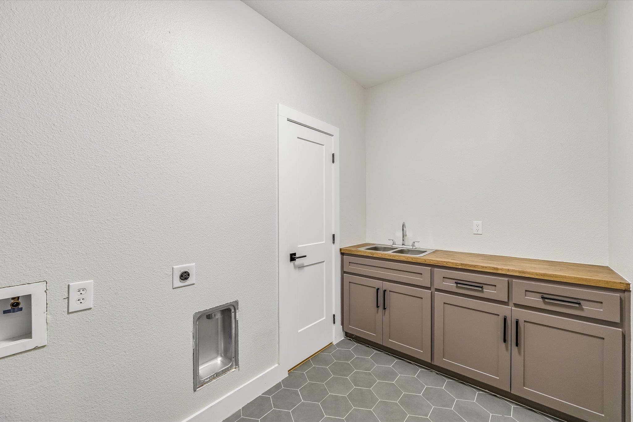 6681464 Property Photo 12
