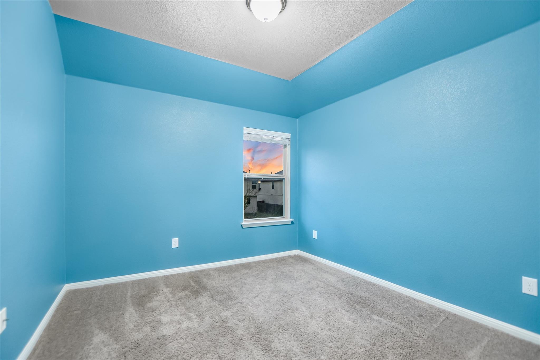1913 Gabrielles Way Property Photo 23