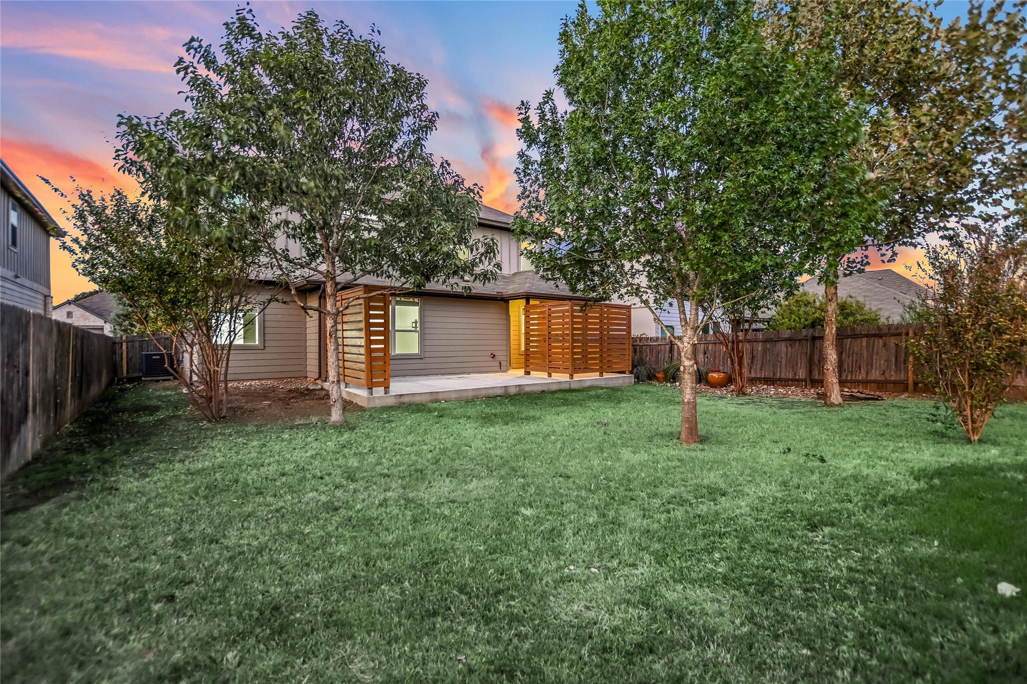 1913 Gabrielles Way Property Photo 29