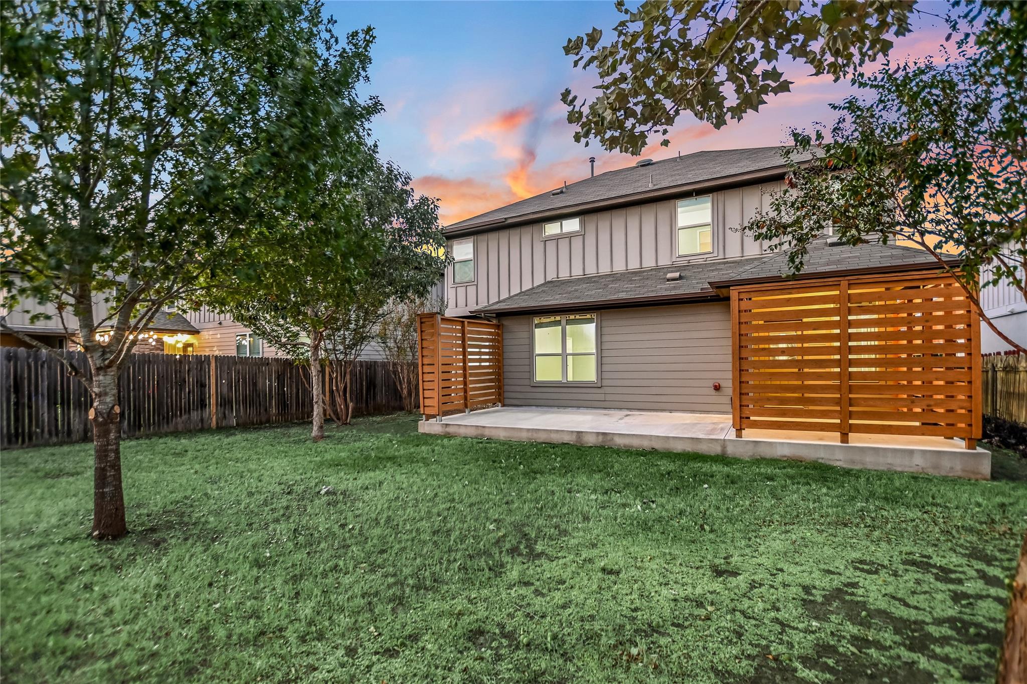 1913 Gabrielles Way Property Photo 31