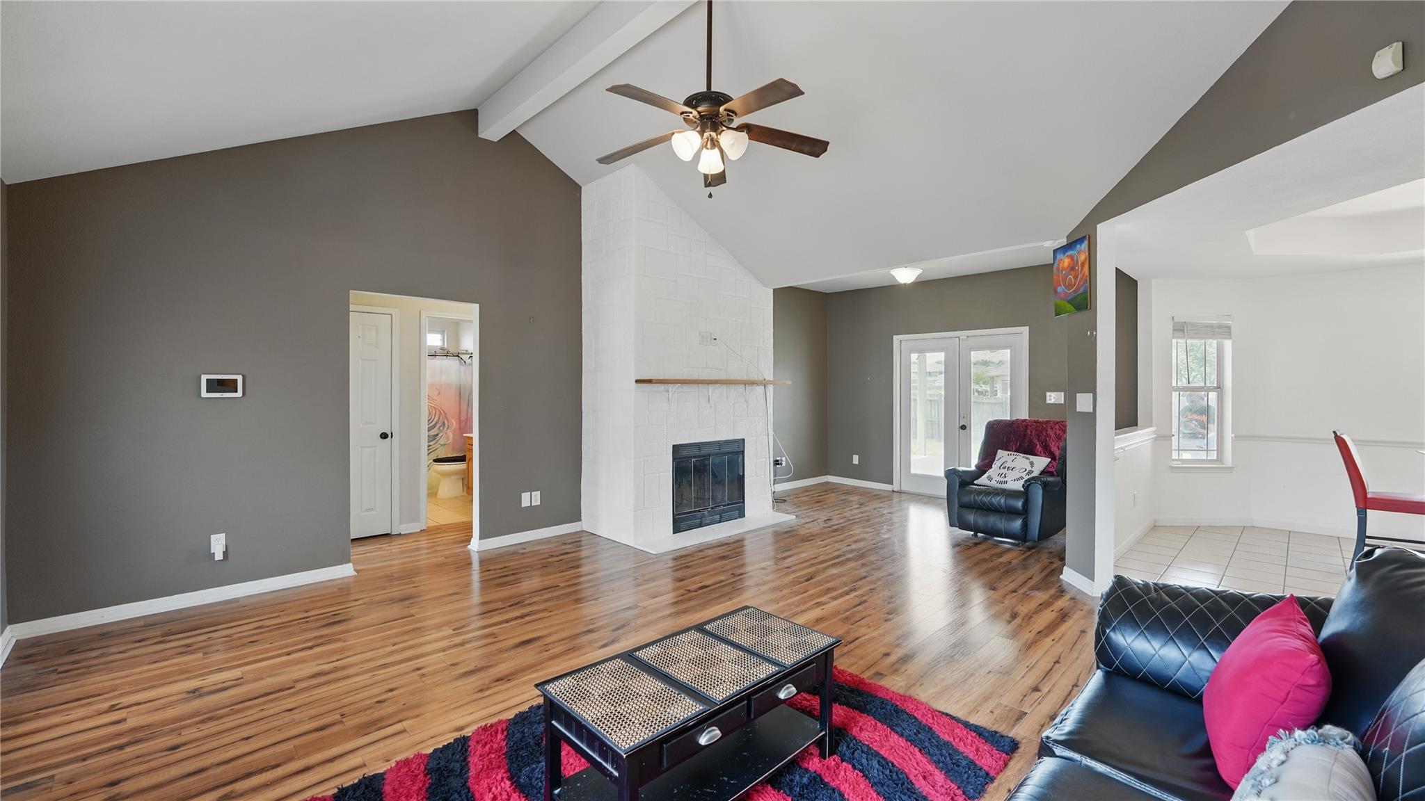 1070 Northpark Rdg Property Photo 4