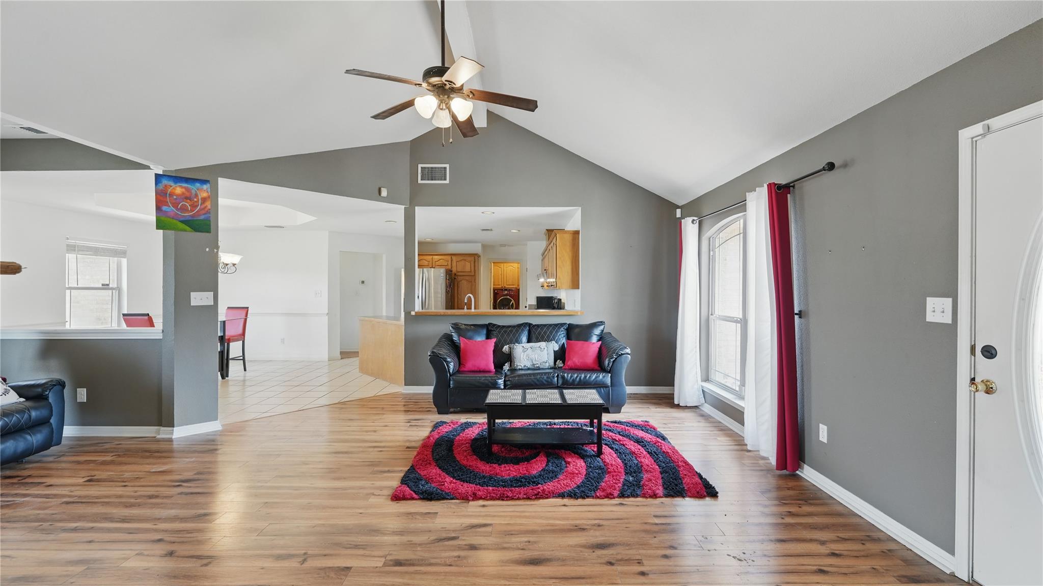 1070 Northpark Rdg Property Photo 7