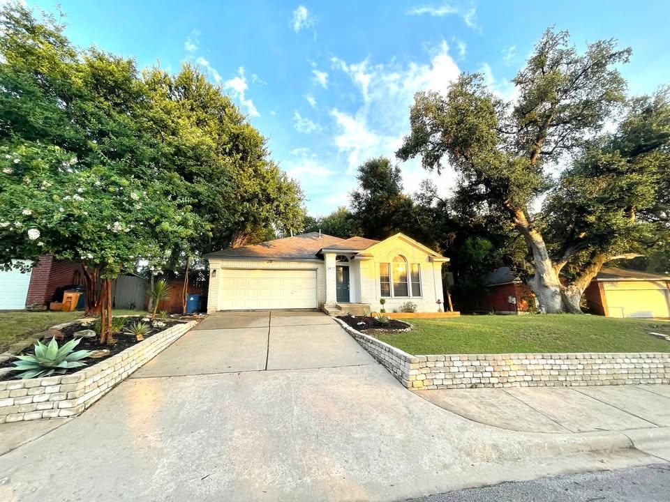 2917 Allison Dr Property Photo 1