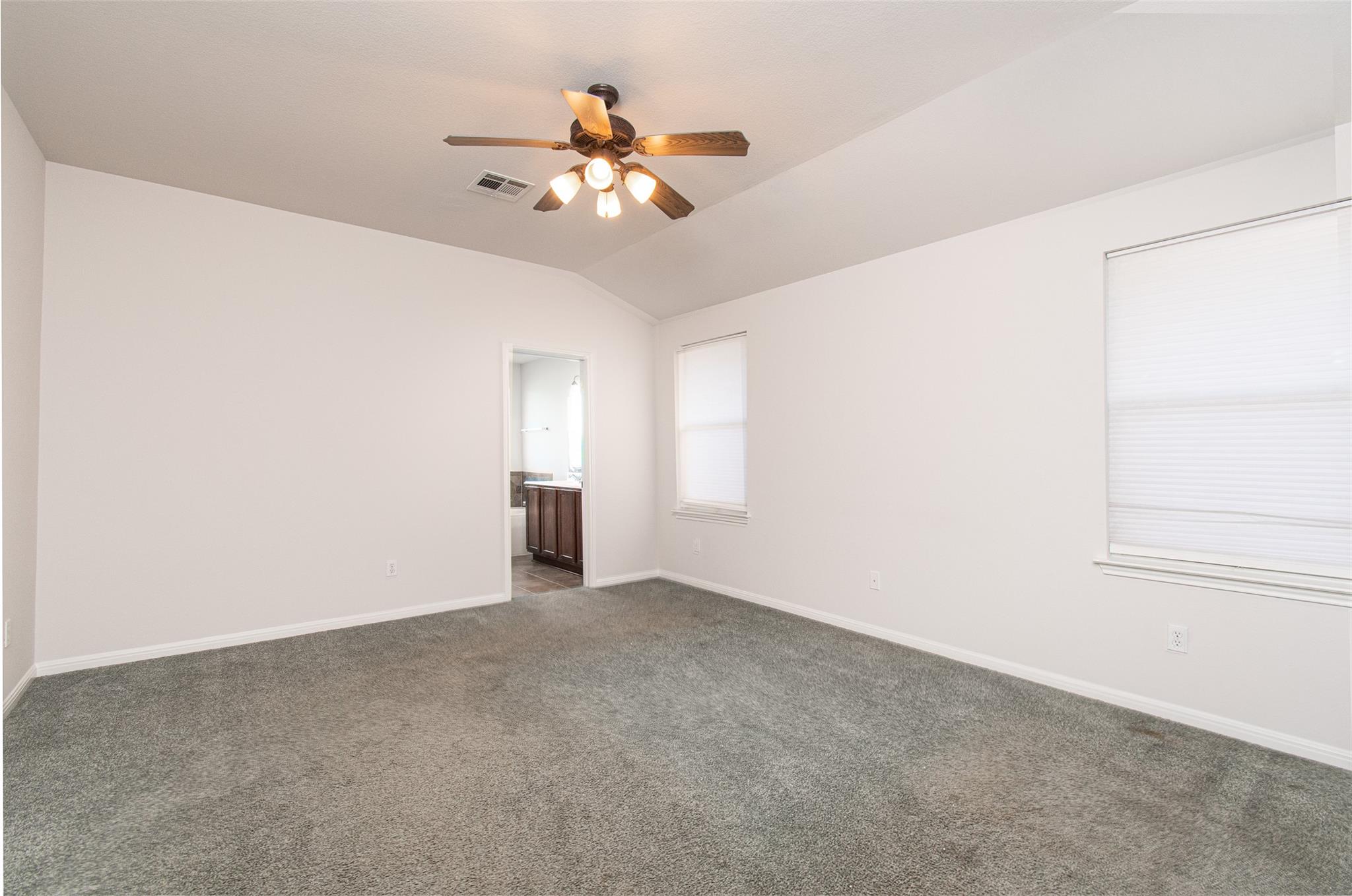 4193 Fairmeadow Dr Property Photo 12