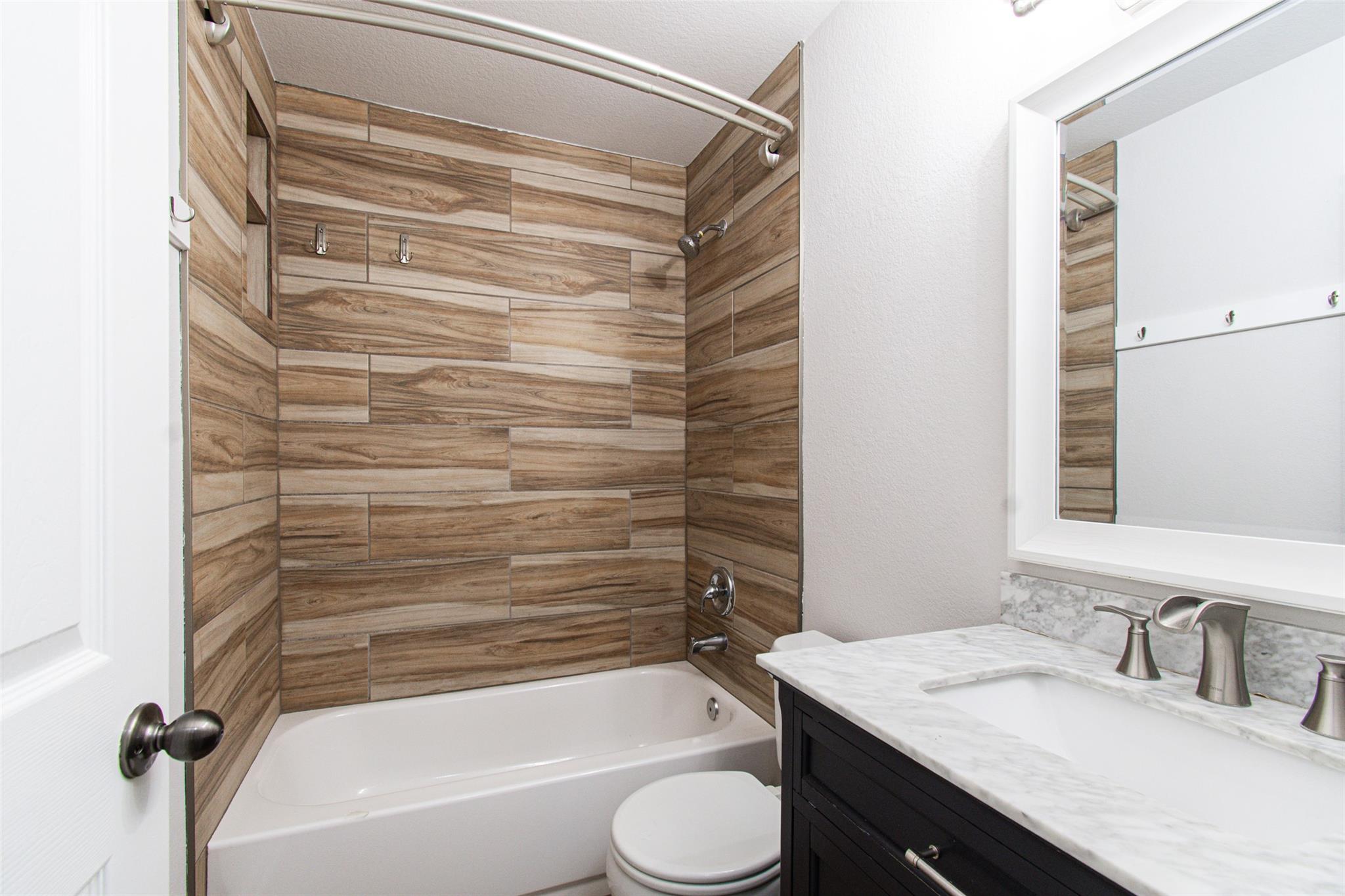 4193 Fairmeadow Dr Property Photo 18