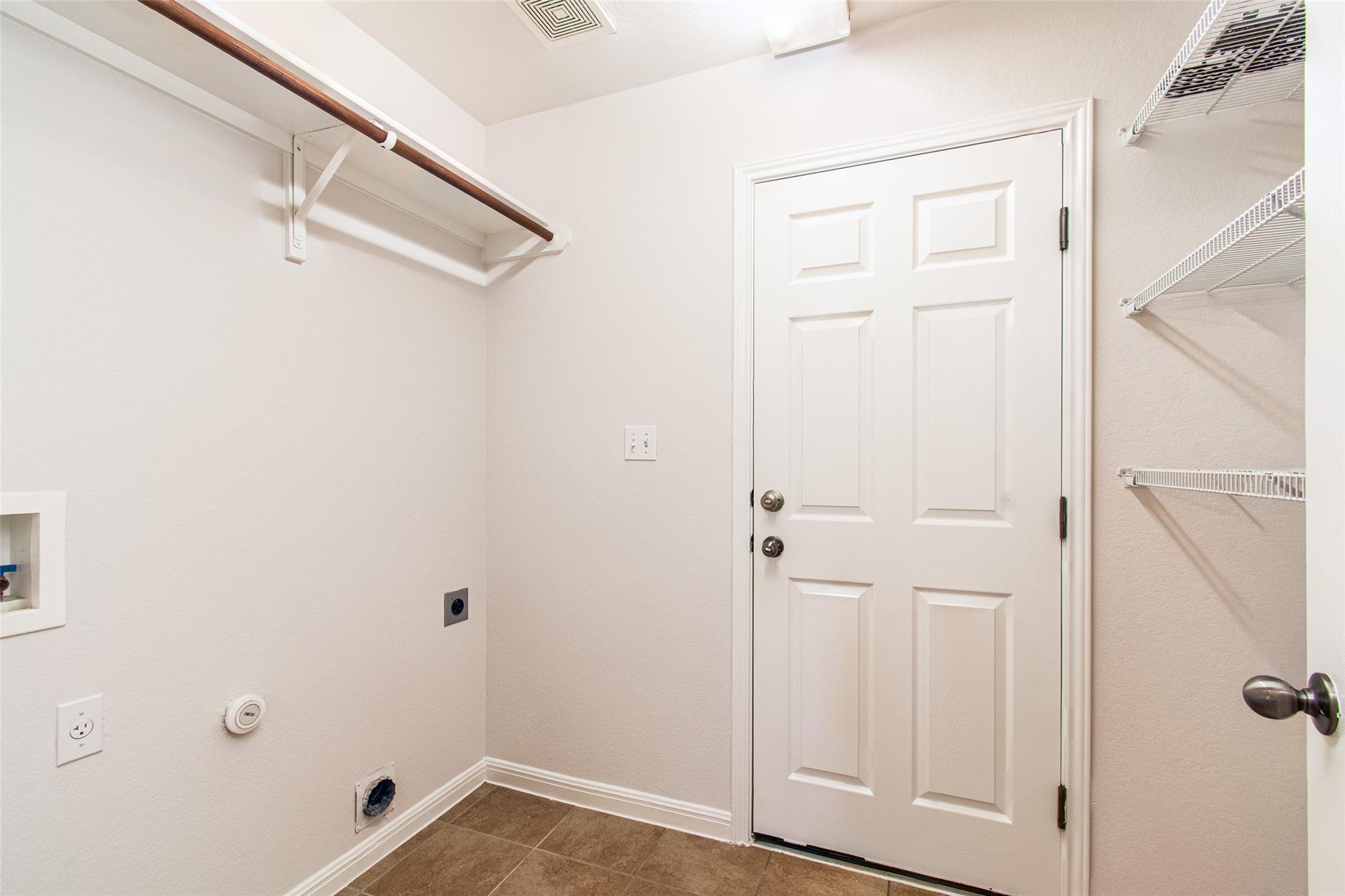 4193 Fairmeadow Dr Property Photo 22