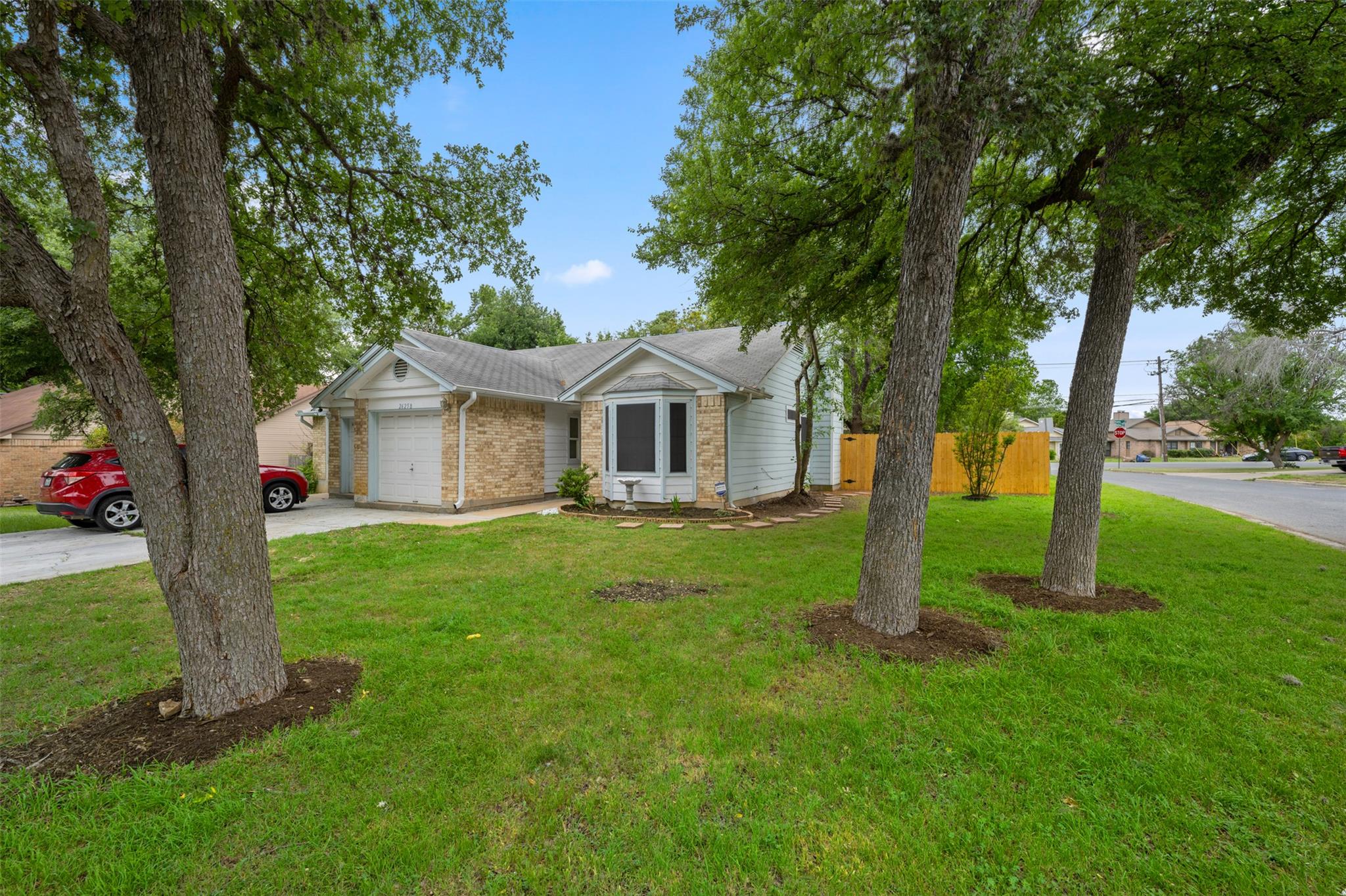 2625 Garrettson Dr B Property Photo 5