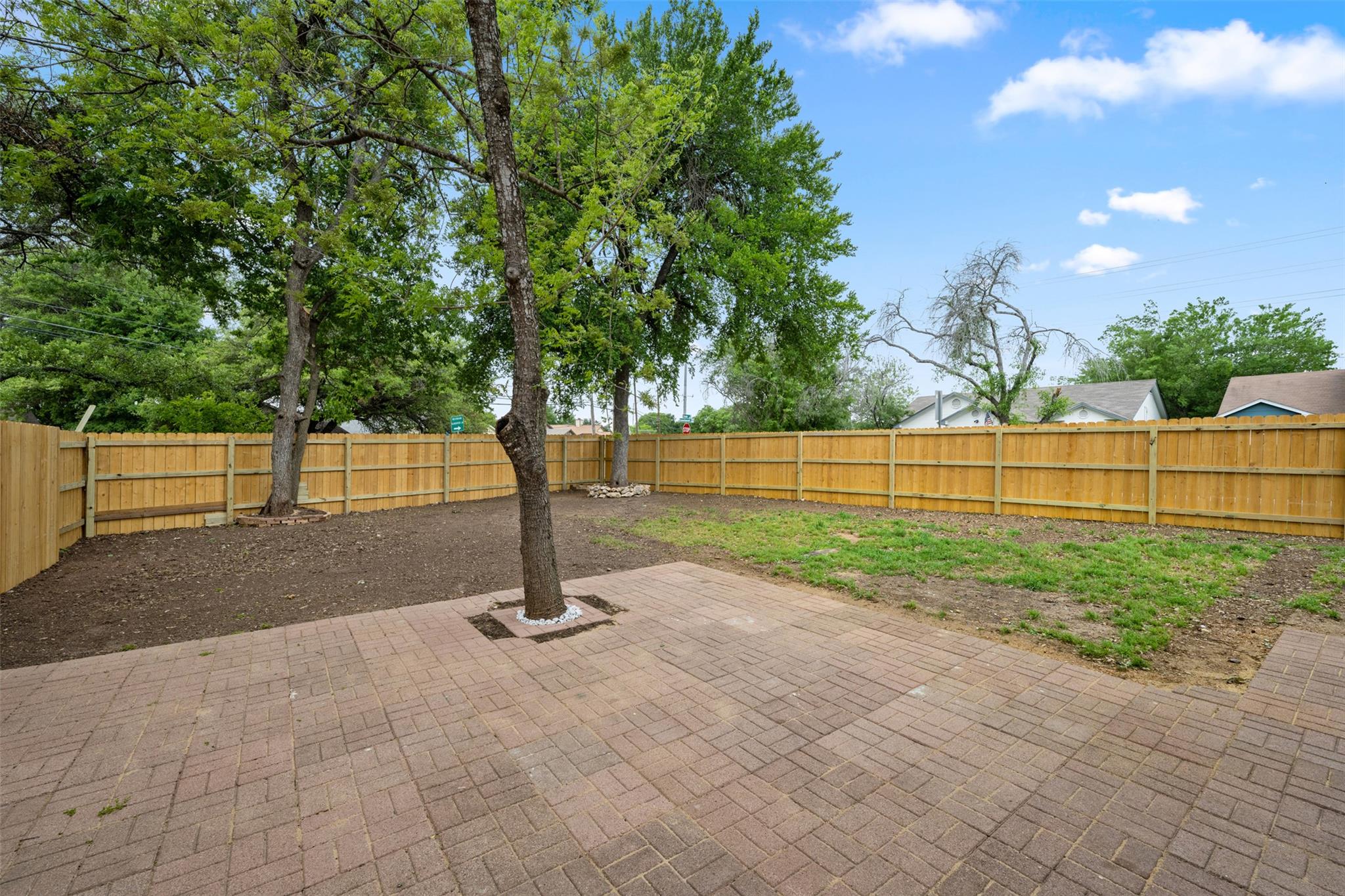 2625 Garrettson Dr B Property Photo 29