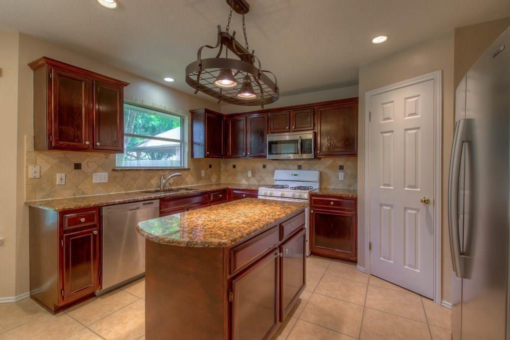 3514 Ruby Red Dr Property Photo 5
