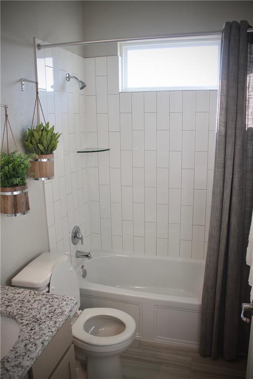 729 Durness Dr Property Photo 15