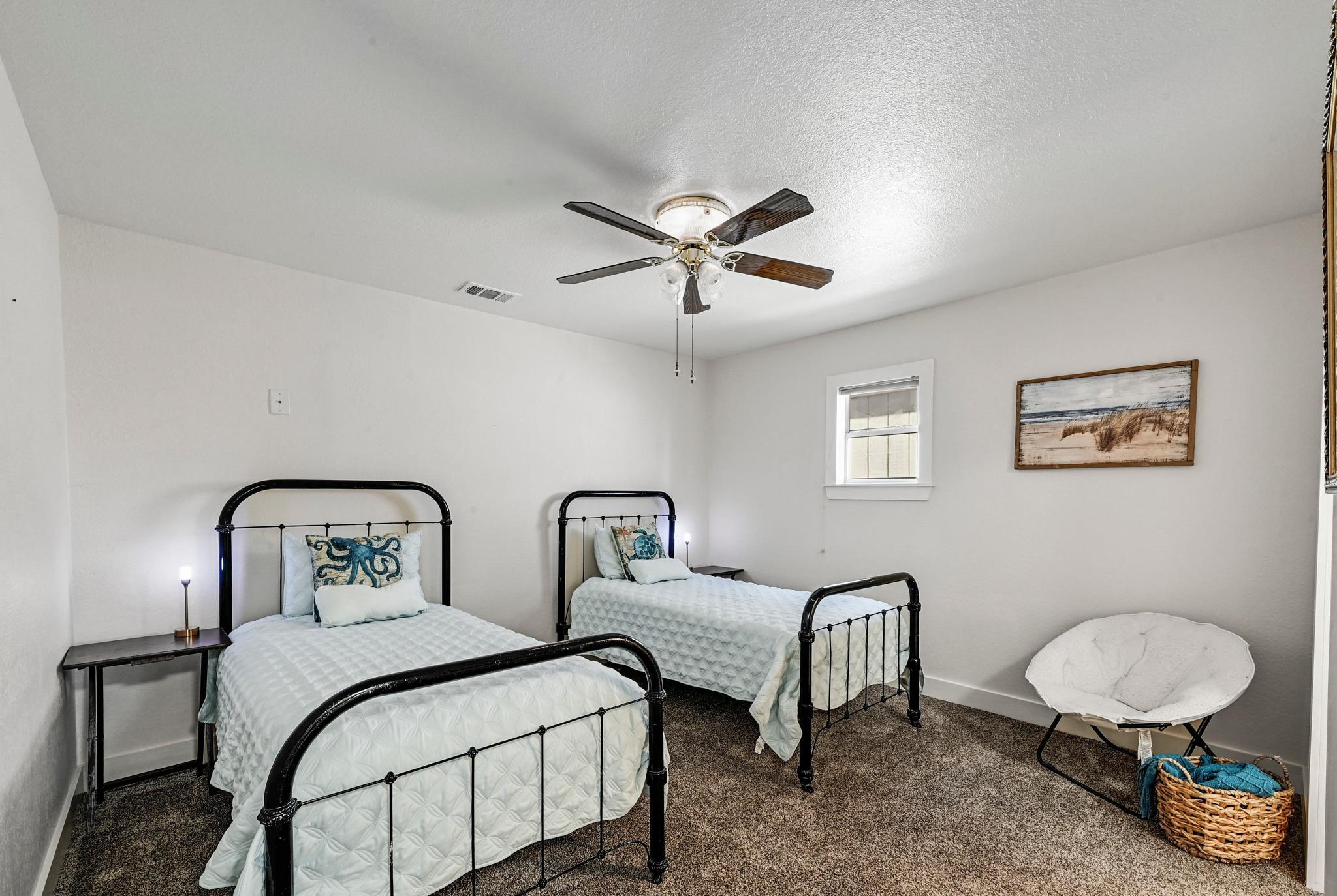 4690 River Oaks Dr Property Photo 22