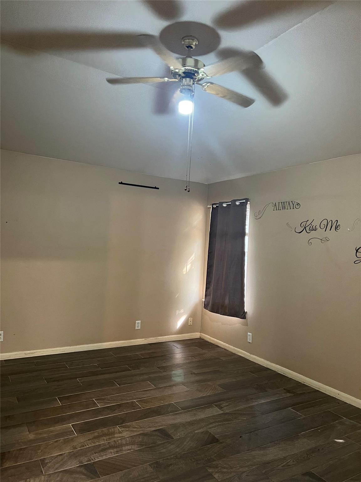 14507 Oliphant St Property Photo 24
