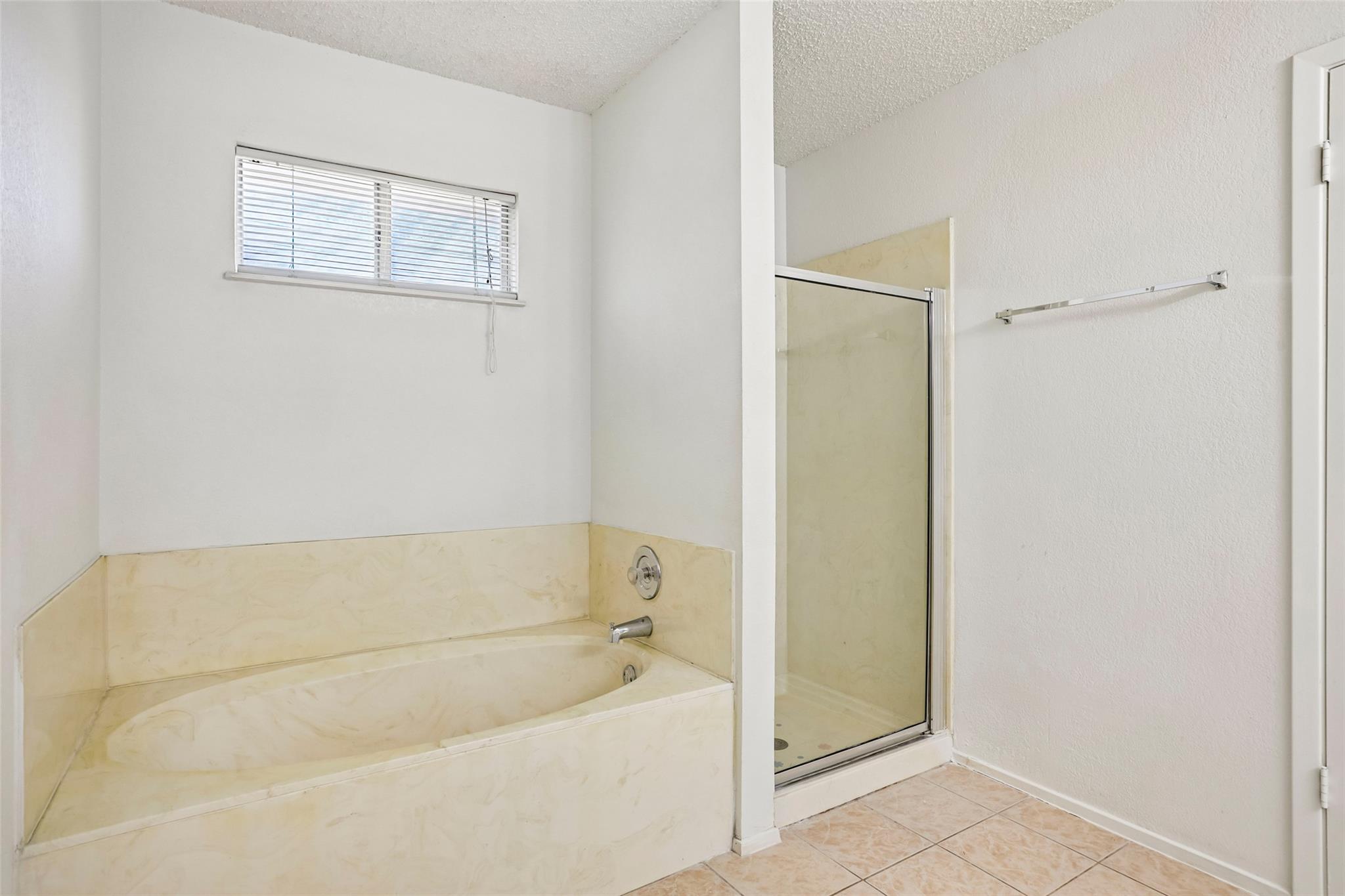 4205 Iriona Bnd Property Photo 15
