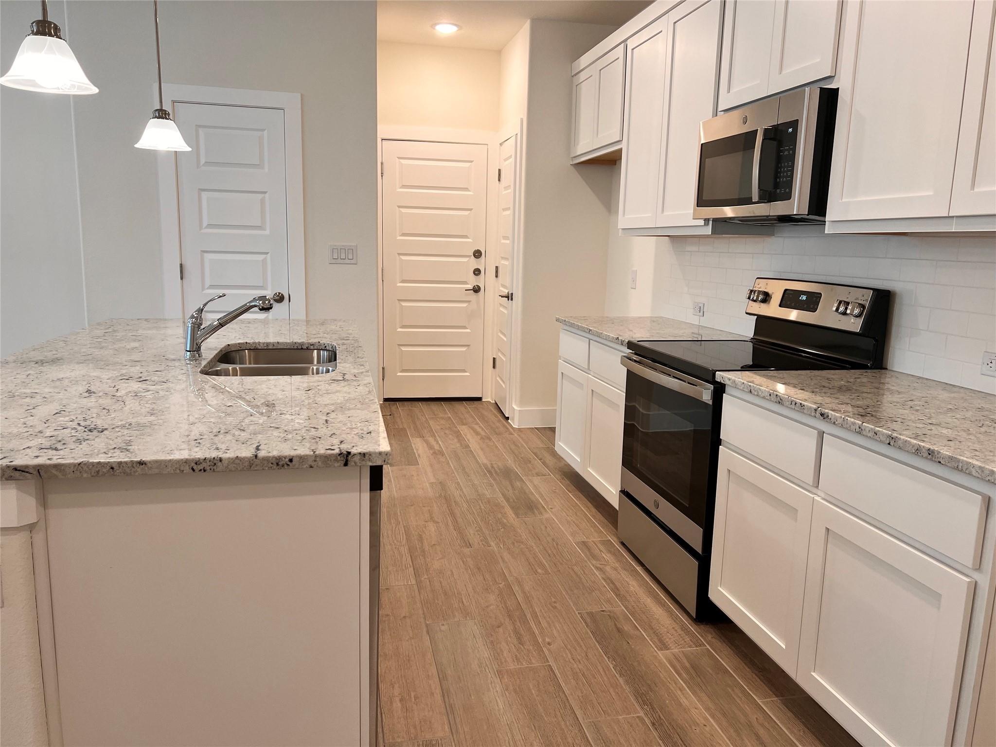 444 Parkline Dr #31a Property Photo 8