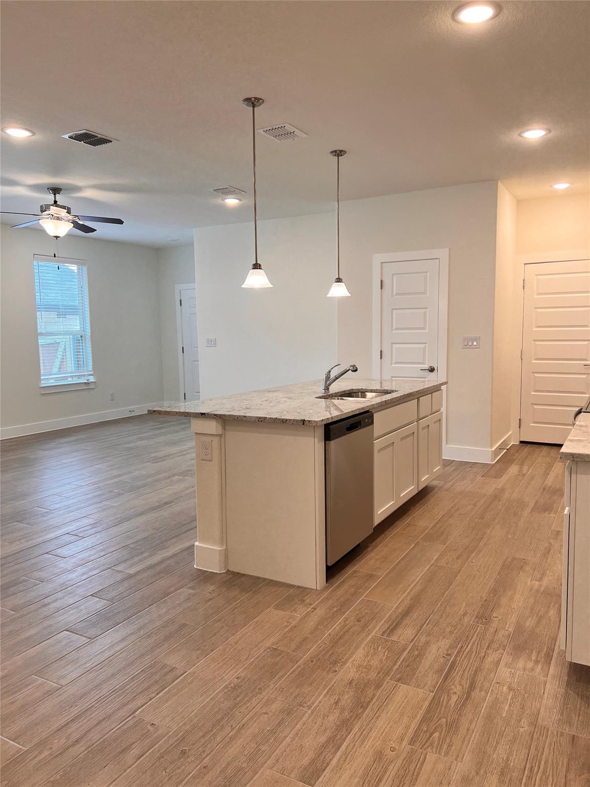 444 Parkline Dr #31a Property Photo 12