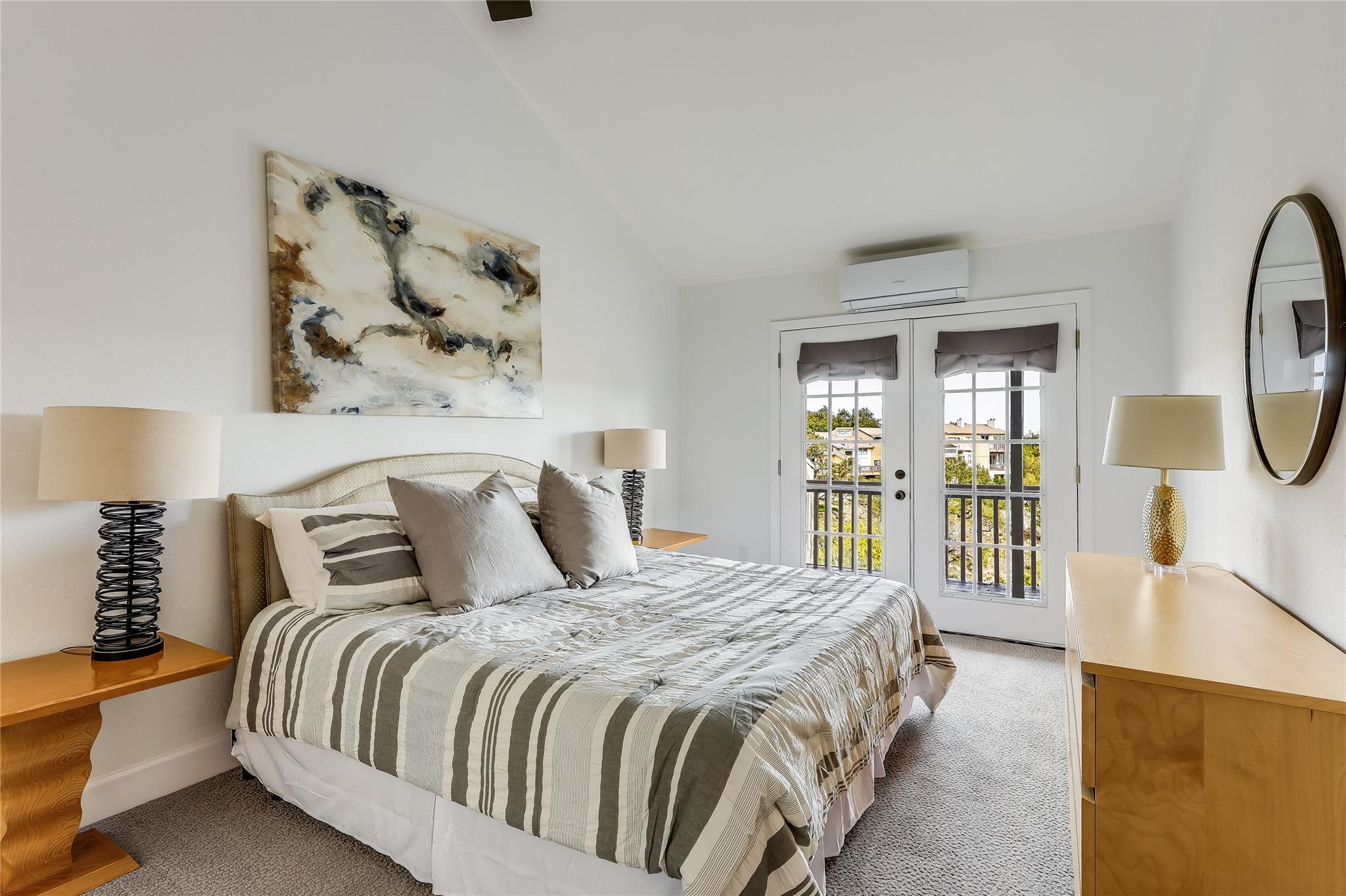 125 Comanche Pt Property Photo 45