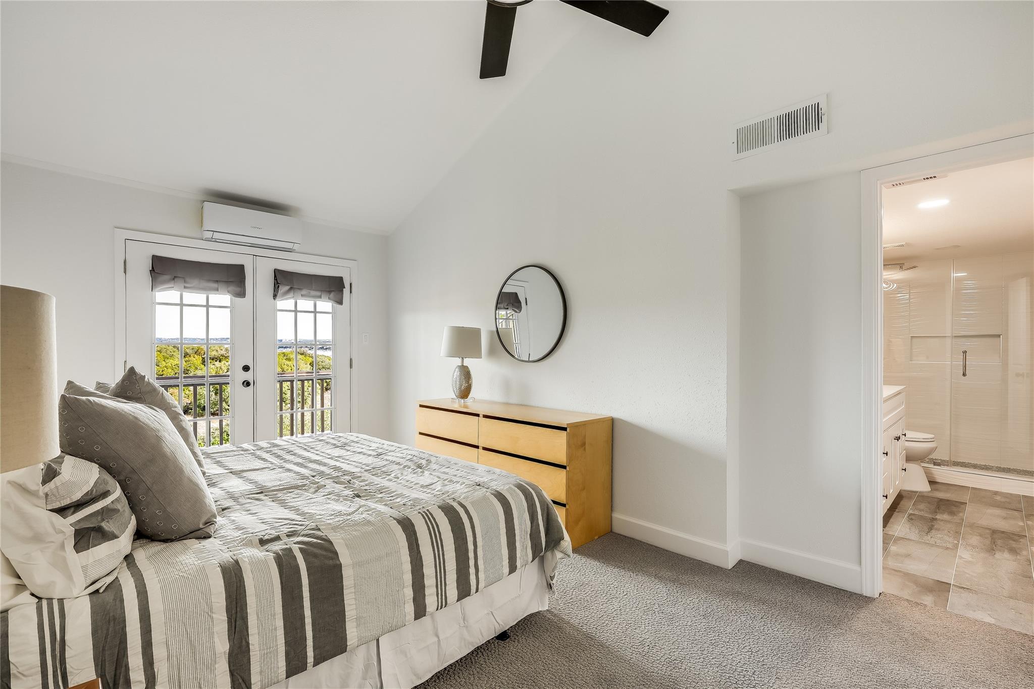 125 Comanche Pt Property Photo 46