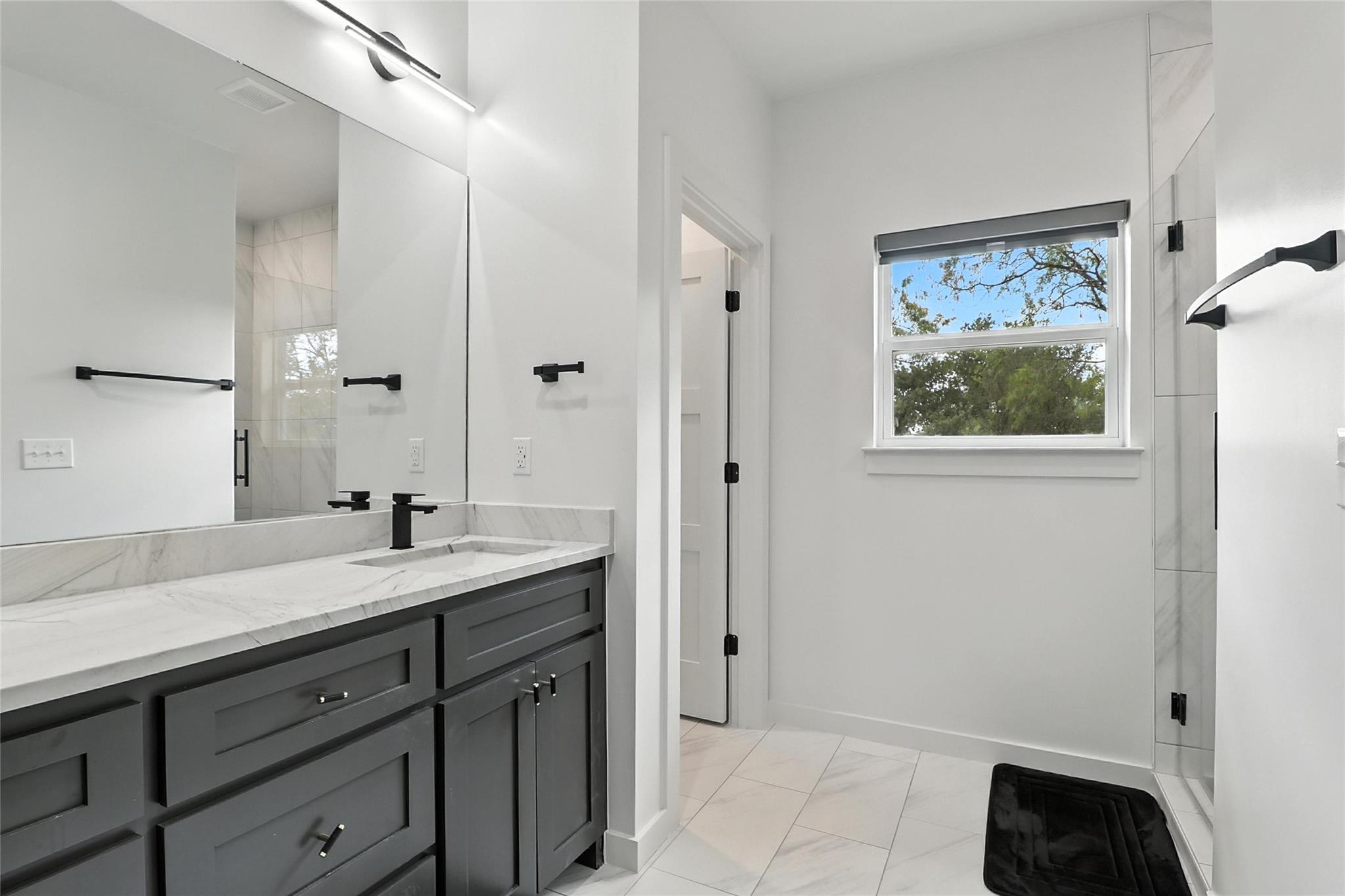 1515 Green Valley Ln Property Photo 12