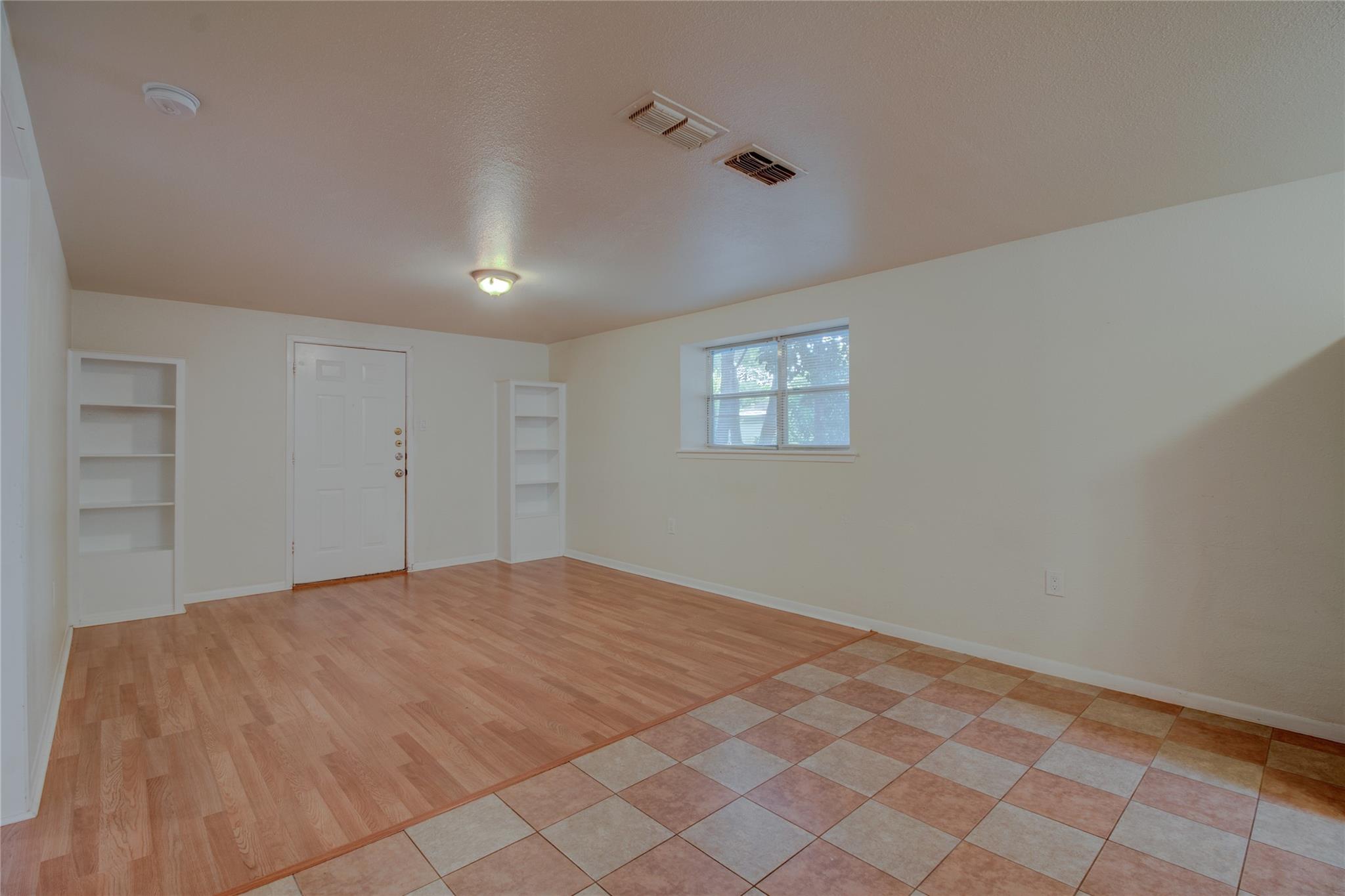 1308 S Pine St #d Property Photo 12