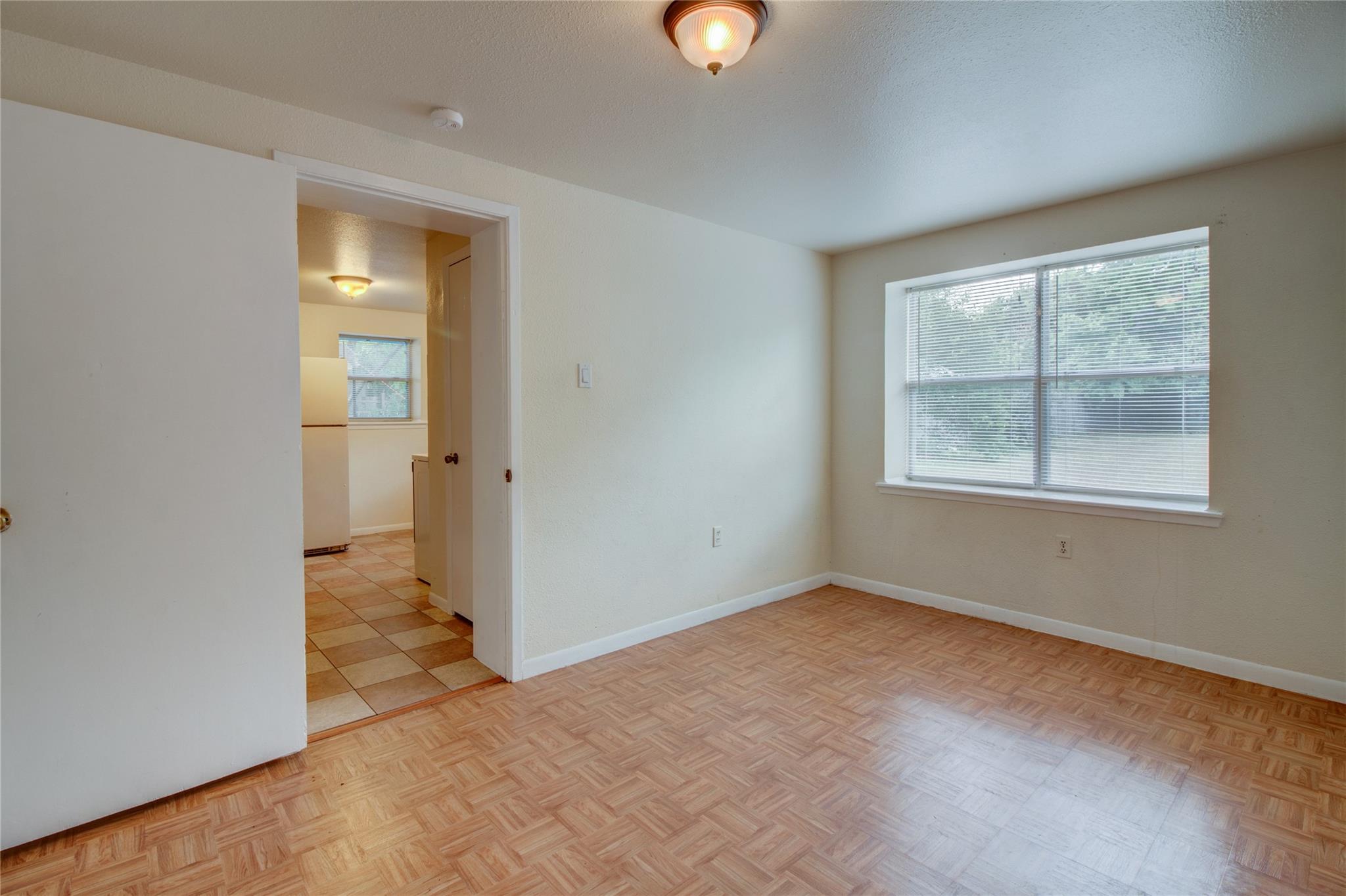 1308 S Pine St #d Property Photo 16