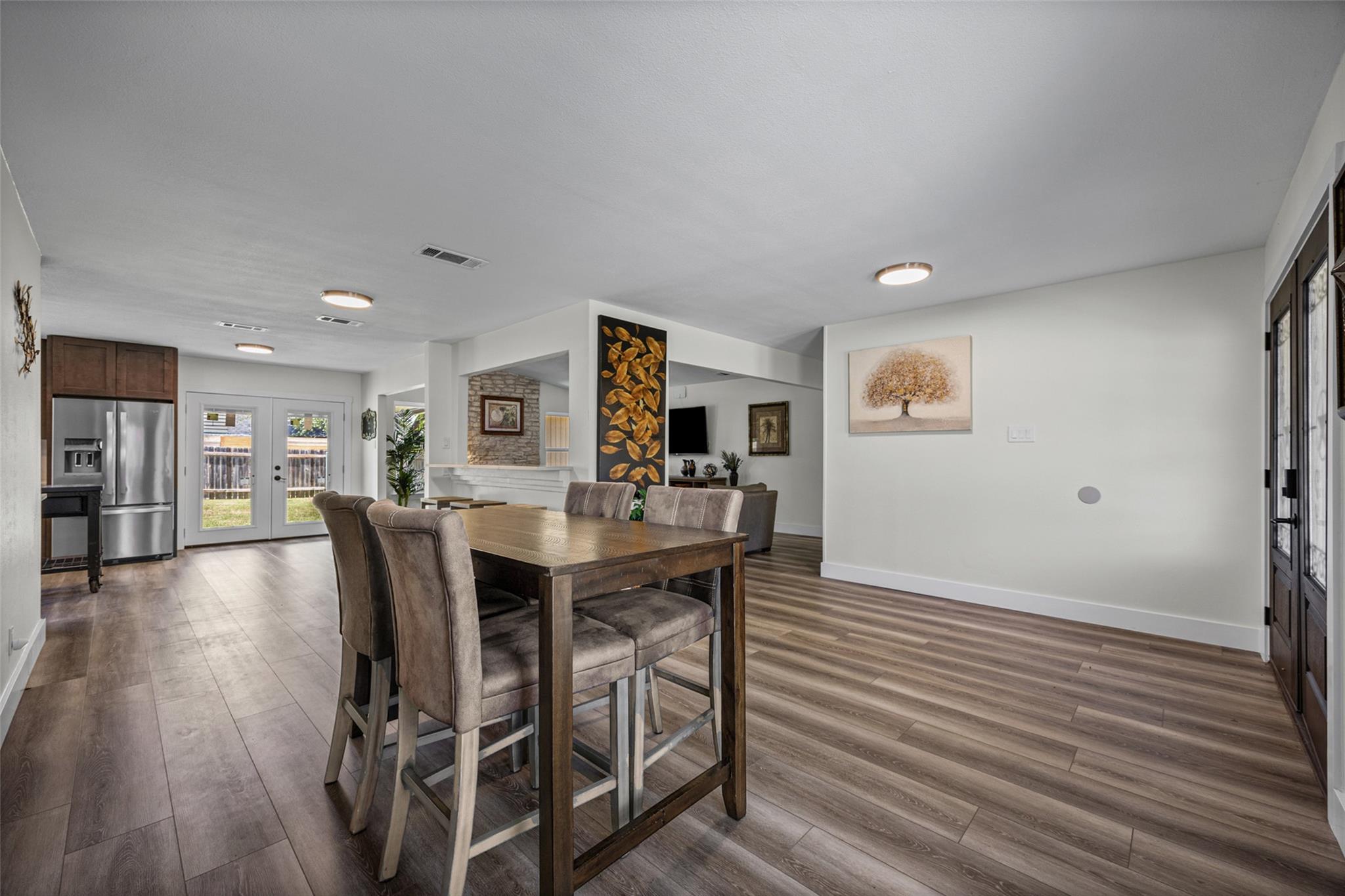 3802 Hawkshead Dr Property Photo 4
