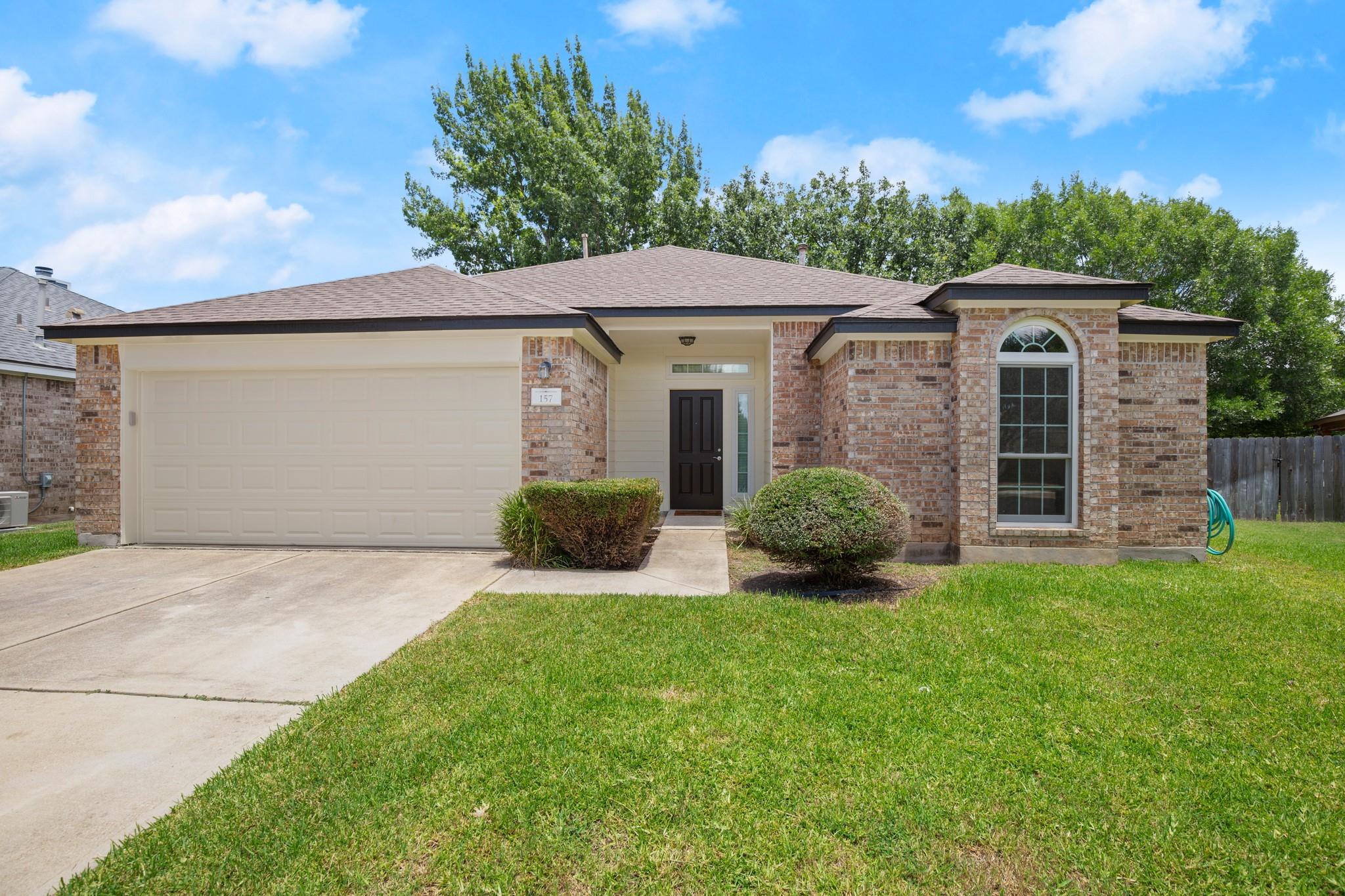 157 Meadowlark Cir Property Photo 1