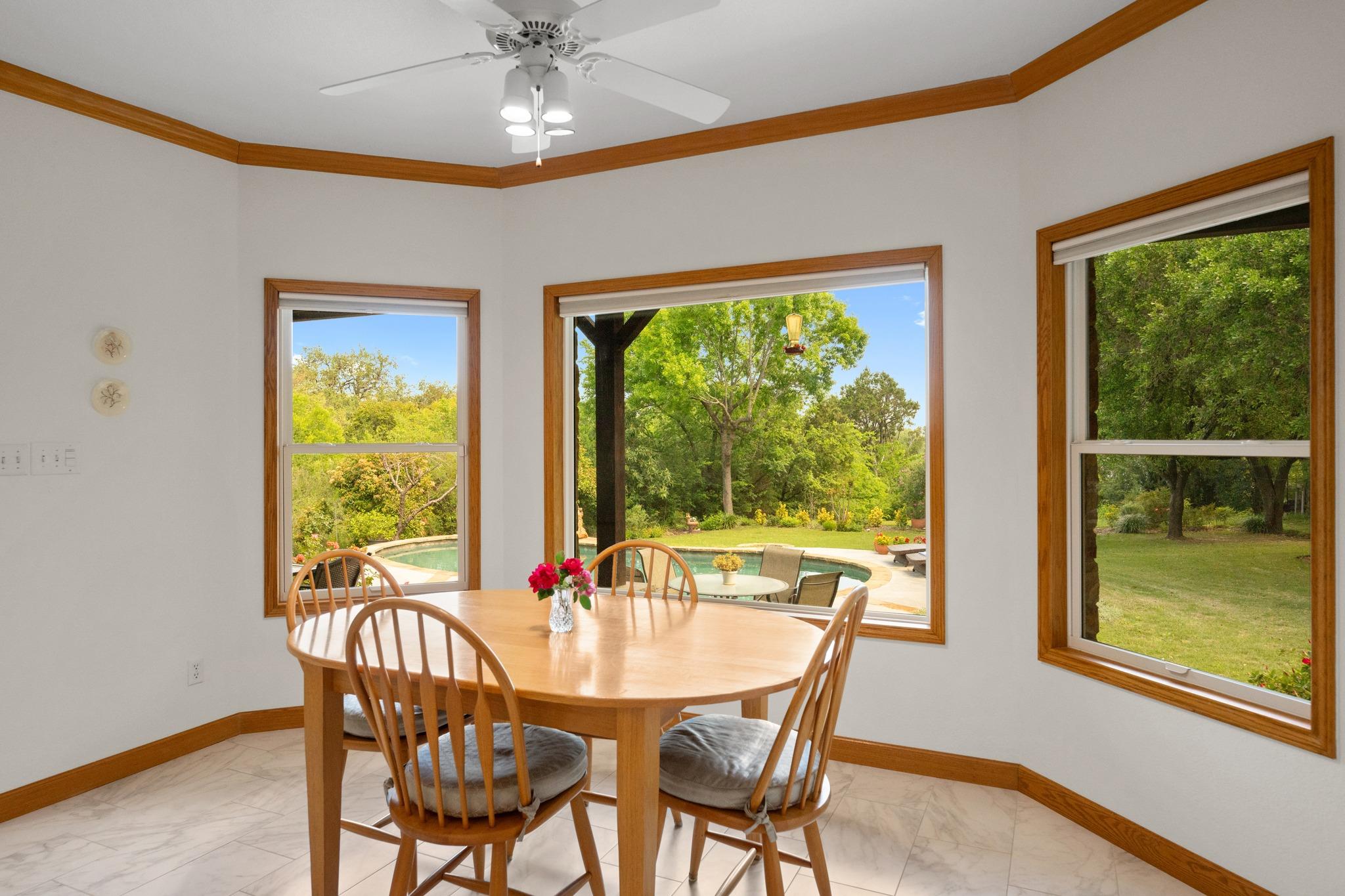 604 Rainbow Cv Property Photo 10