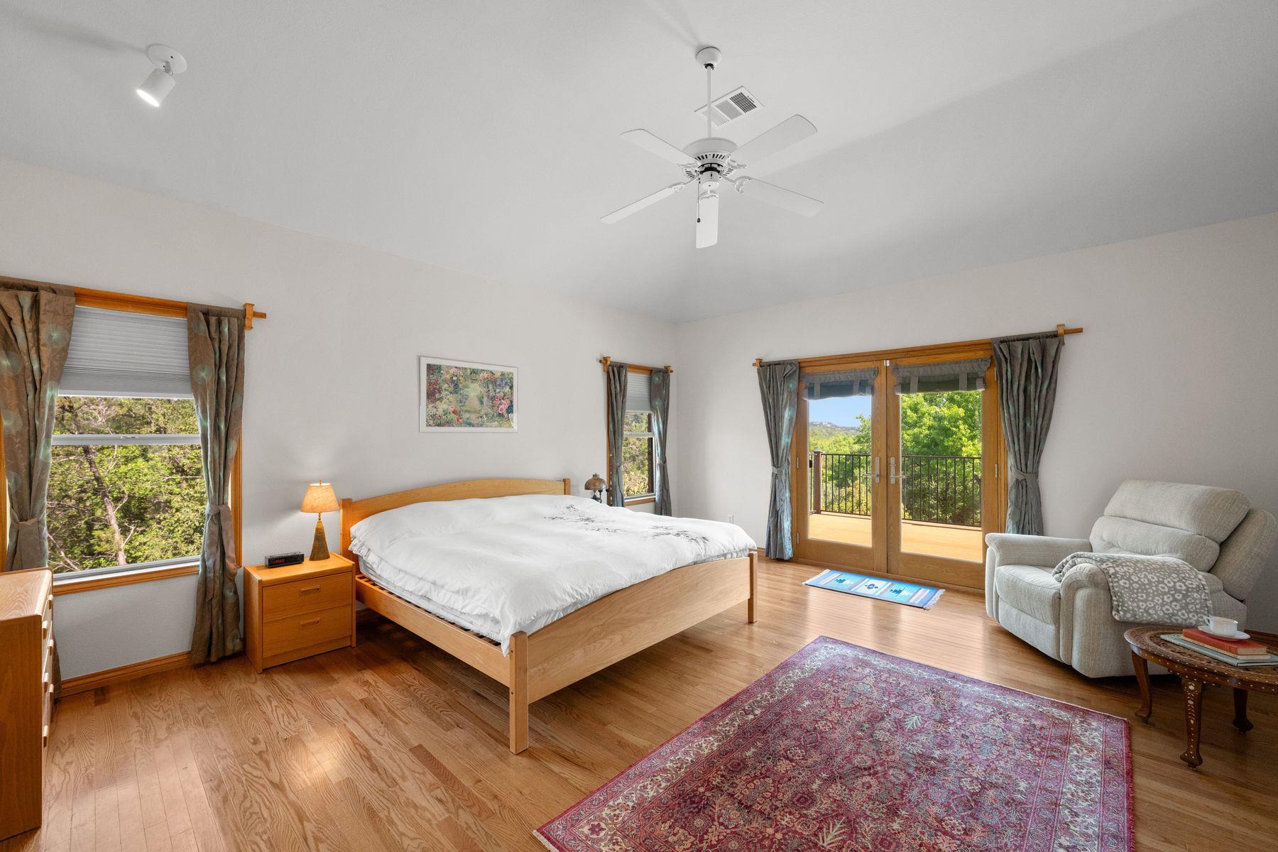 604 Rainbow Cv Property Photo 12
