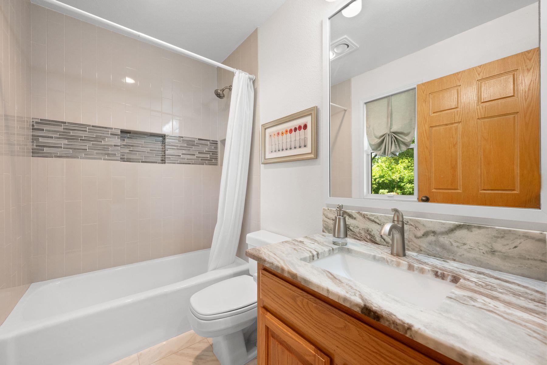 604 Rainbow Cv Property Photo 15