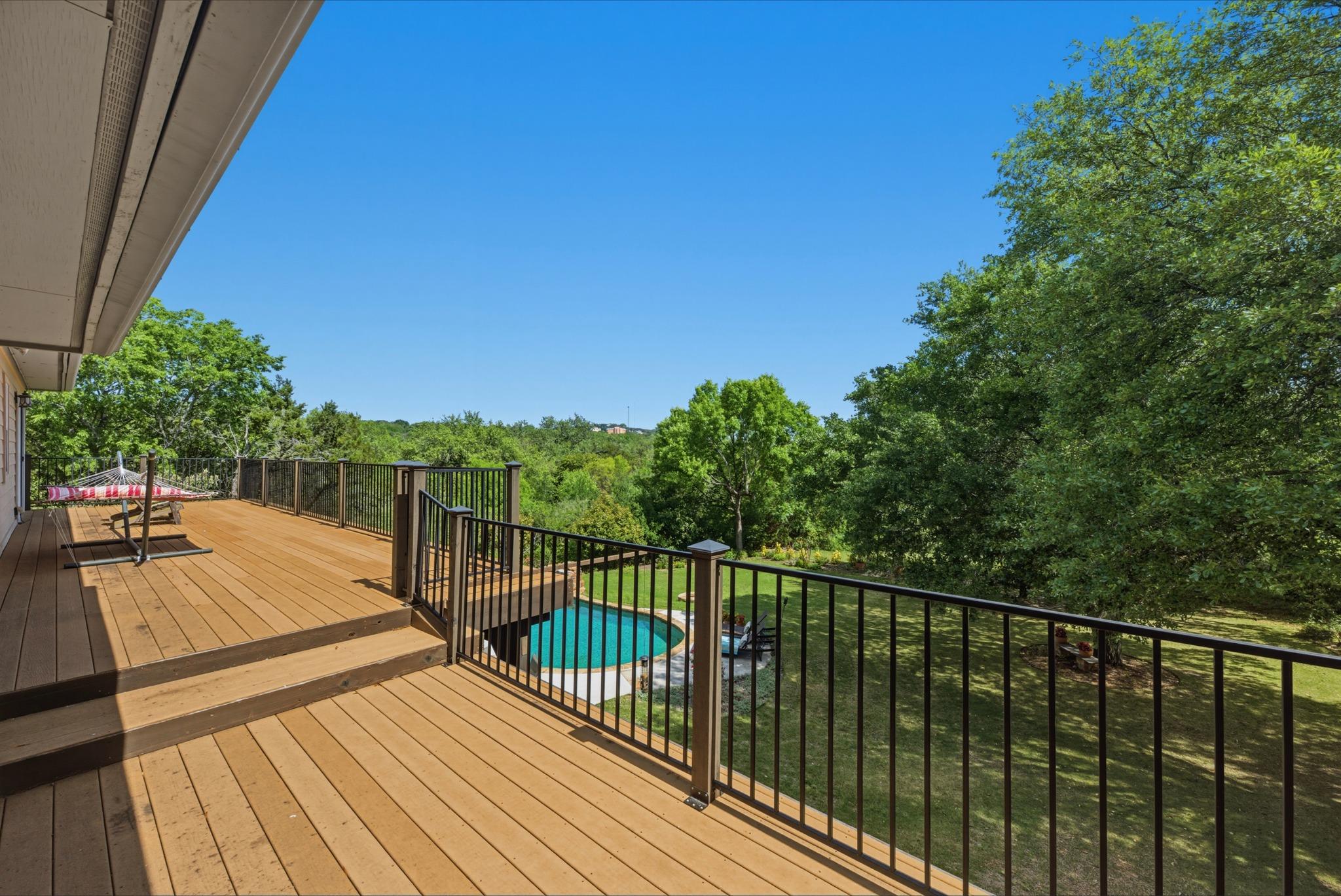 604 Rainbow Cv Property Photo 21