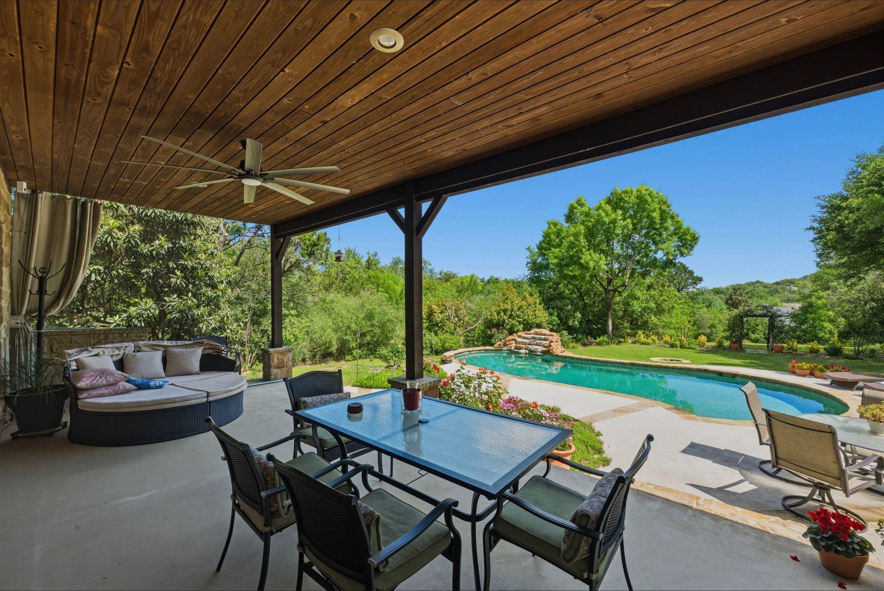 604 Rainbow Cv Property Photo 22