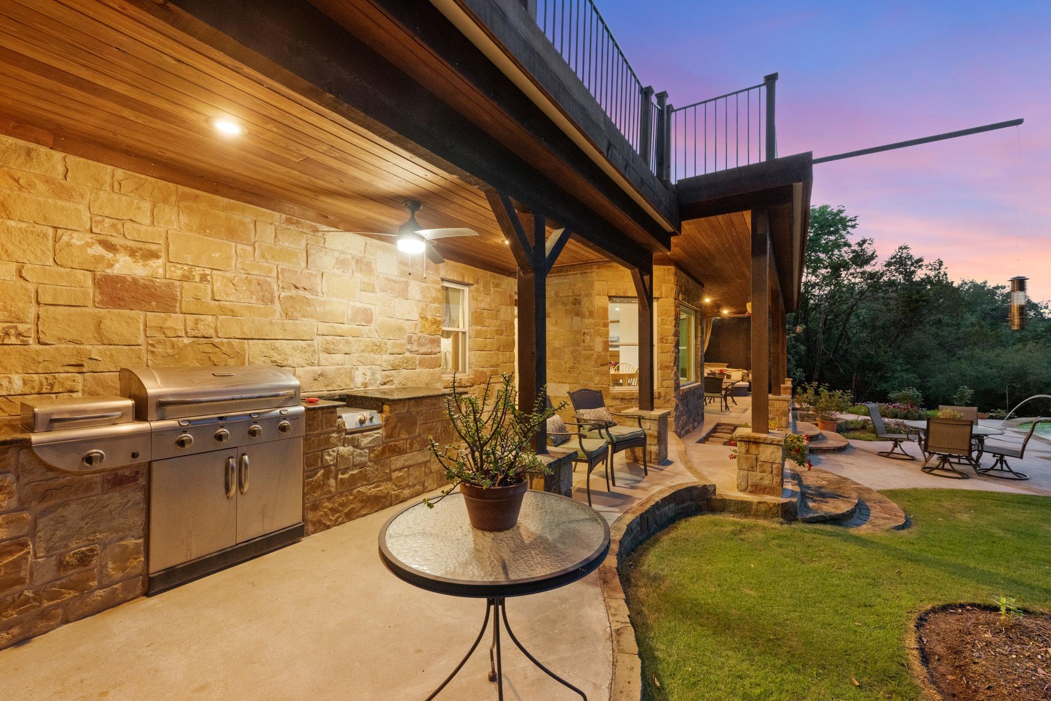 604 Rainbow Cv Property Photo 29