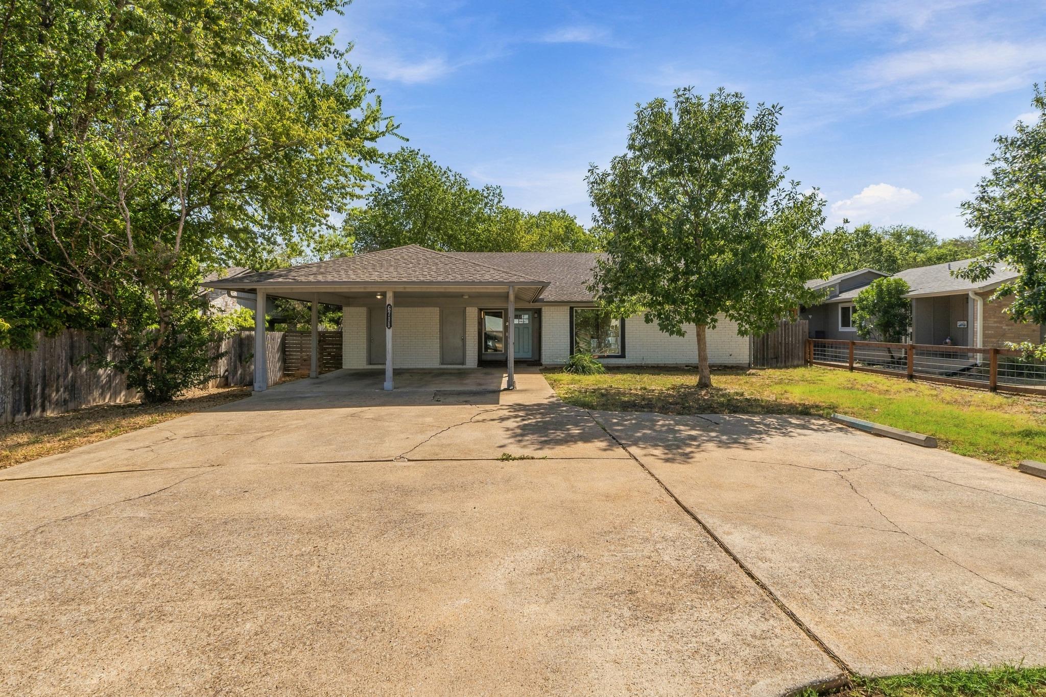 6711 West Gate Blvd #a Property Photo 10
