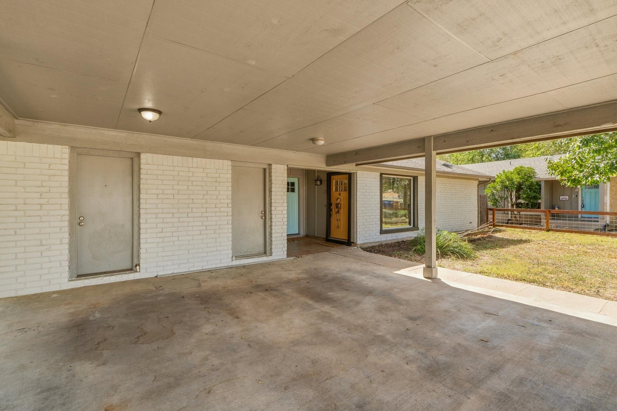 6711 West Gate Blvd #a Property Photo 11