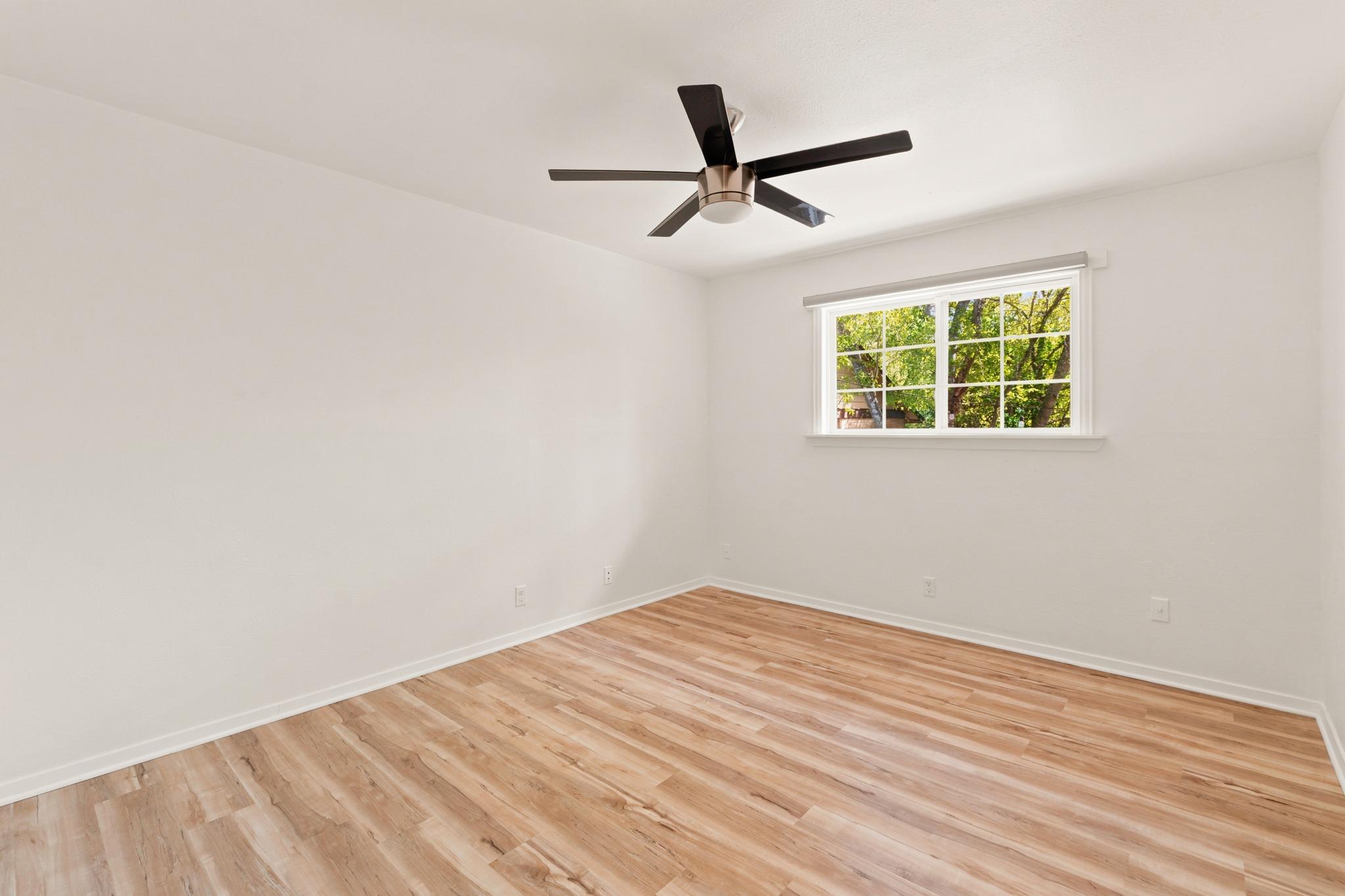 6711 West Gate Blvd #a Property Photo 25