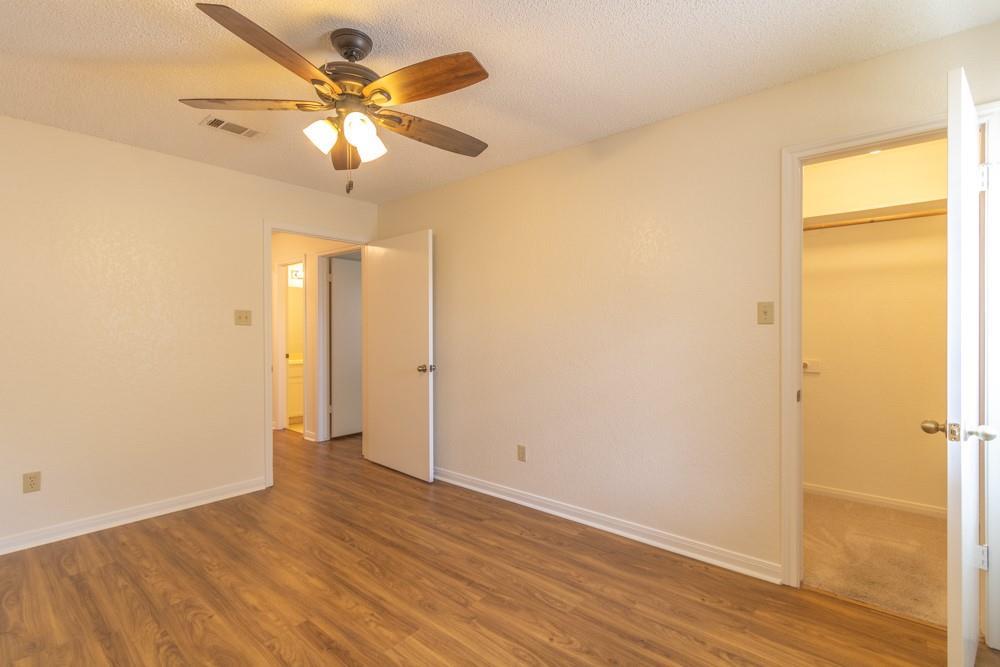 2411 Raintree Path Property Photo 20